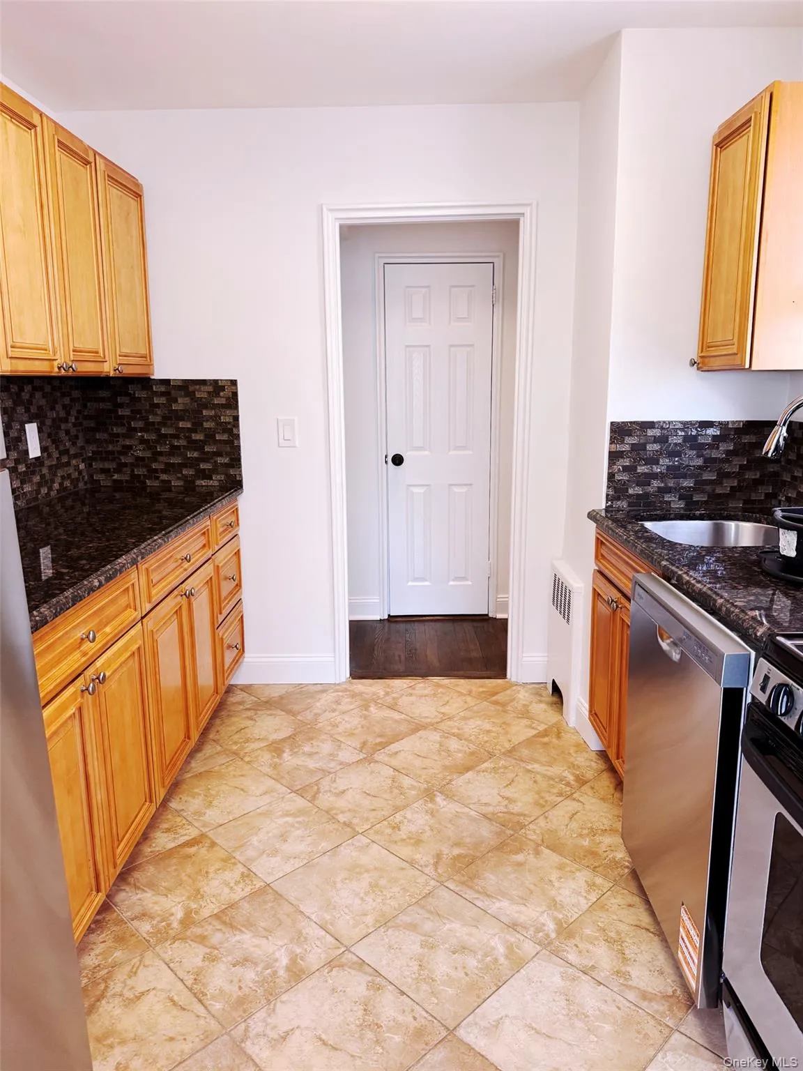 22 Keogh Lane, New Rochelle, NY, 2 Bedrooms Bedrooms, 4 Rooms Rooms,1 BathroomBathrooms,Residential Sale,For Rent,Keogh,0,000009 22 Keogh Lane, New Rochelle, NY, 2 Bedrooms Bedrooms, 4 Rooms Rooms,1 BathroomBathrooms,Residential Sale,For Rent,Keogh,0,000009