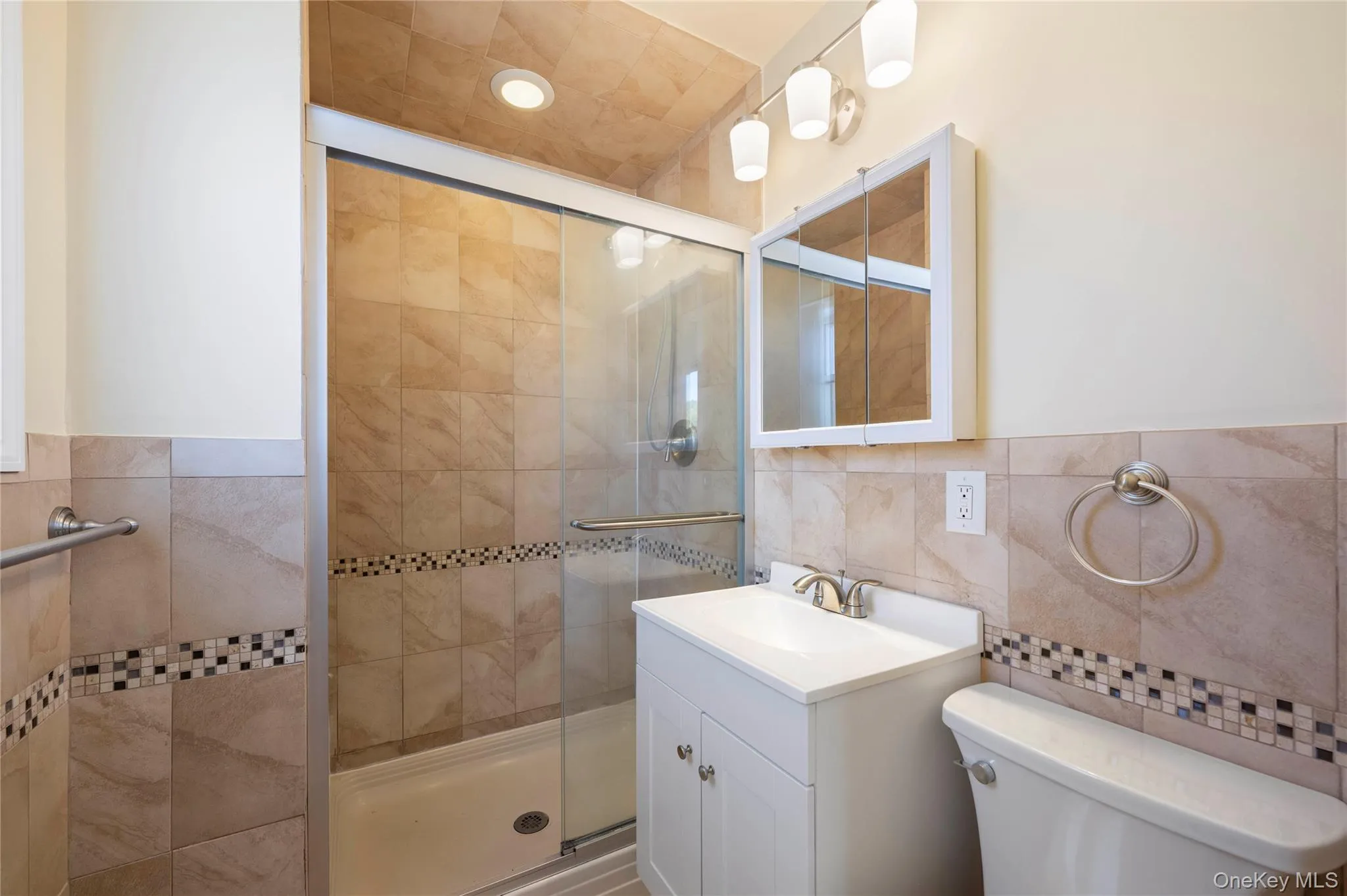 101 Gedney Street, Orangetown, NY, 2 Bedrooms Bedrooms, 4 Rooms Rooms,2 BathroomsBathrooms,Residential Lease,For Rent,Gedney,0,000012 101 Gedney Street, Orangetown, NY, 2 Bedrooms Bedrooms, 4 Rooms Rooms,2 BathroomsBathrooms,Residential Lease,For Rent,Gedney,0,000012