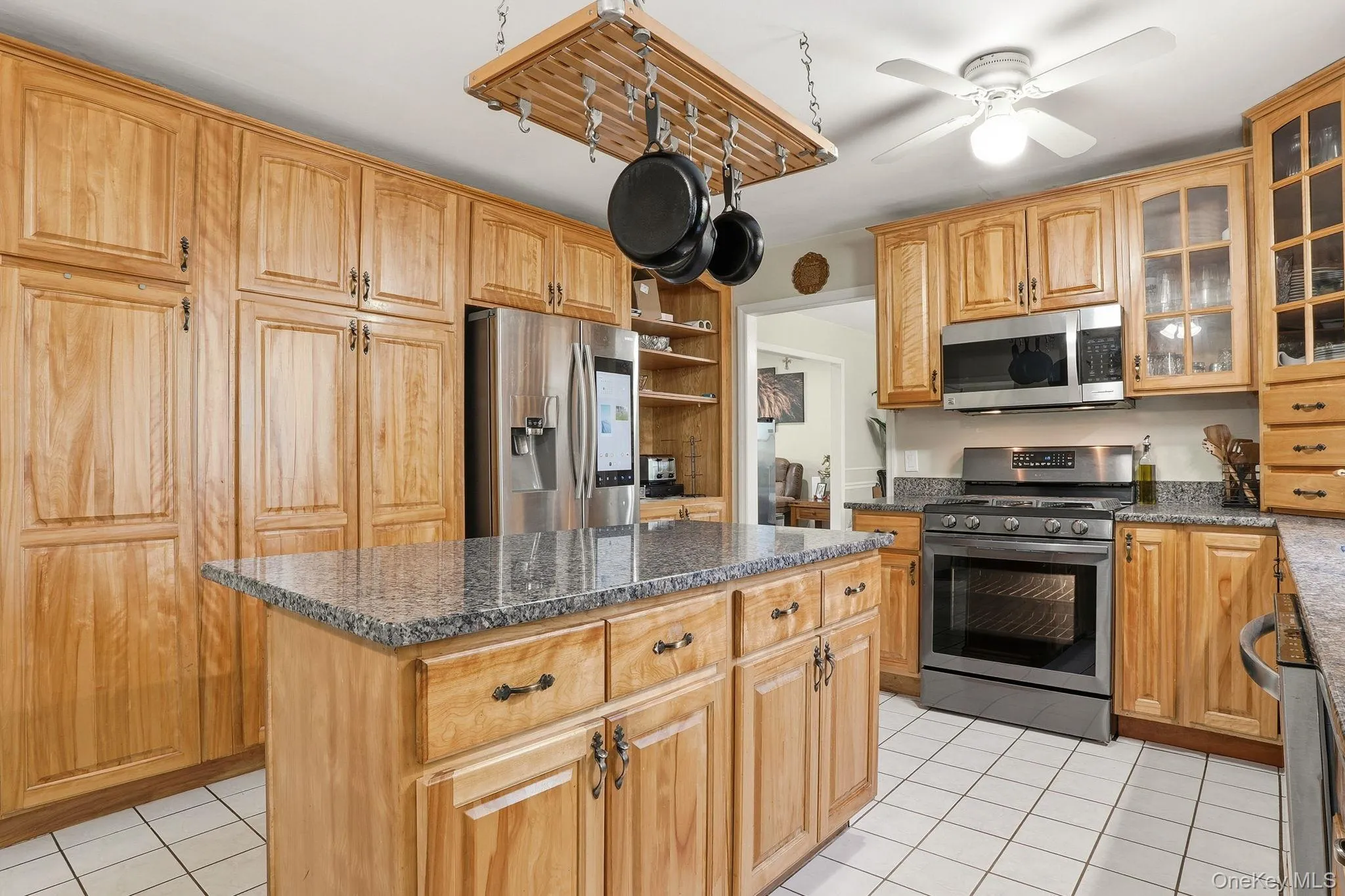 29 Hillview Drive, La Grange, NY, 4 Bedrooms Bedrooms, 12 Rooms Rooms,2 BathroomsBathrooms,Residential,For Rent,Hillview,0,000018 29 Hillview Drive, La Grange, NY, 4 Bedrooms Bedrooms, 12 Rooms Rooms,2 BathroomsBathrooms,Residential,For Rent,Hillview,0,000018