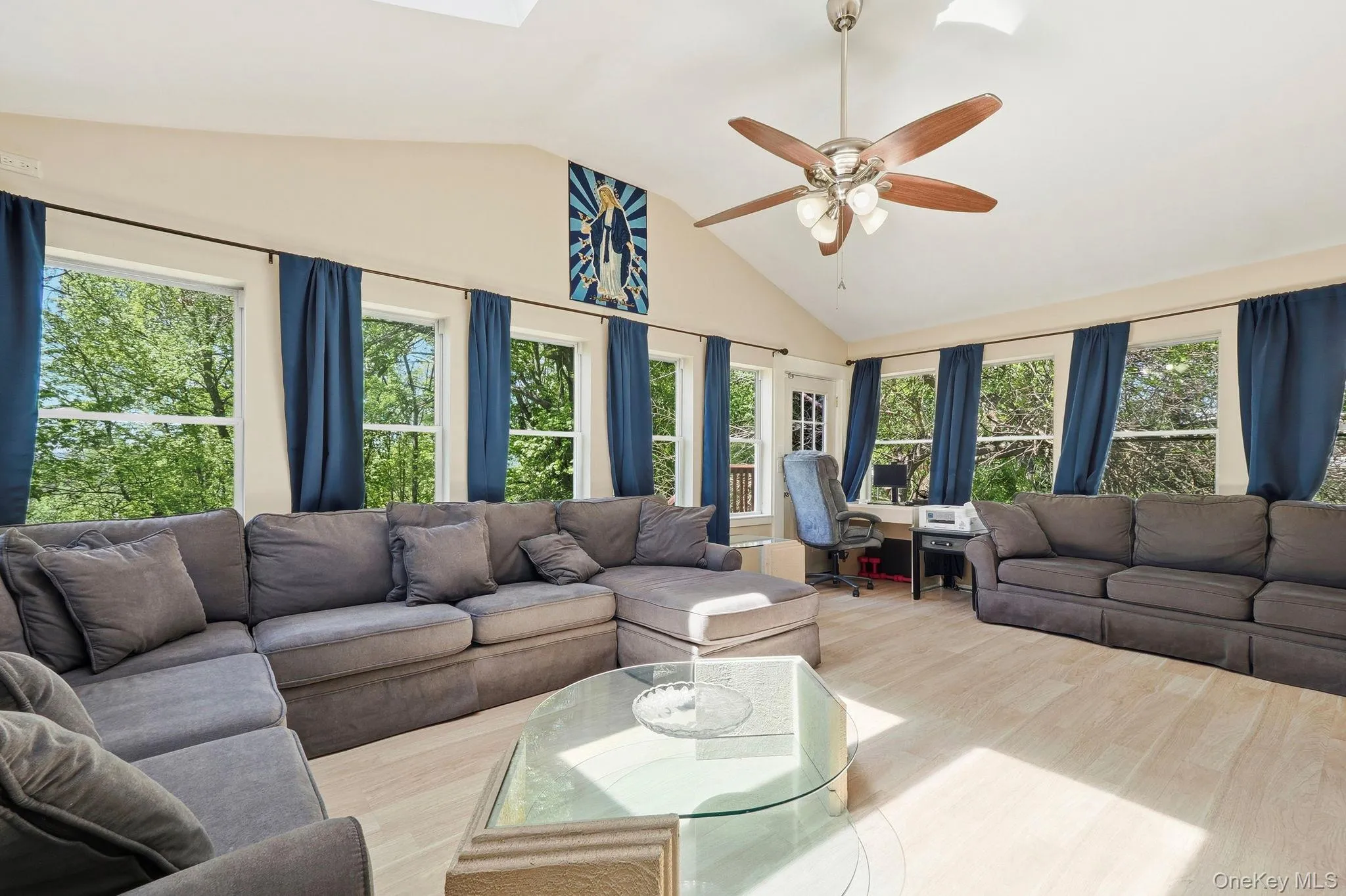 29 Hillview Drive, La Grange, NY, 4 Bedrooms Bedrooms, 12 Rooms Rooms,2 BathroomsBathrooms,Residential,For Rent,Hillview,0,000018 29 Hillview Drive, La Grange, NY, 4 Bedrooms Bedrooms, 12 Rooms Rooms,2 BathroomsBathrooms,Residential,For Rent,Hillview,0,000018