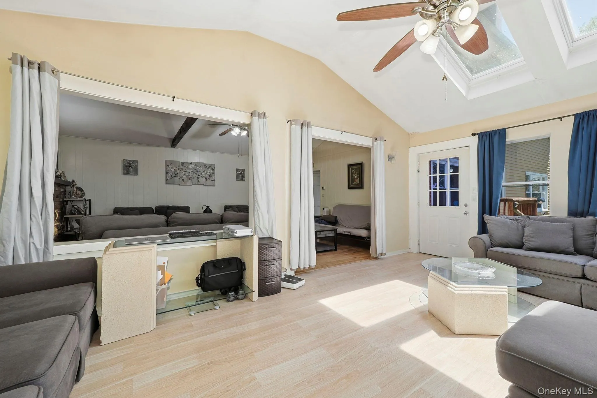 29 Hillview Drive, La Grange, NY, 4 Bedrooms Bedrooms, 12 Rooms Rooms,2 BathroomsBathrooms,Residential,For Rent,Hillview,0,000018 29 Hillview Drive, La Grange, NY, 4 Bedrooms Bedrooms, 12 Rooms Rooms,2 BathroomsBathrooms,Residential,For Rent,Hillview,0,000018