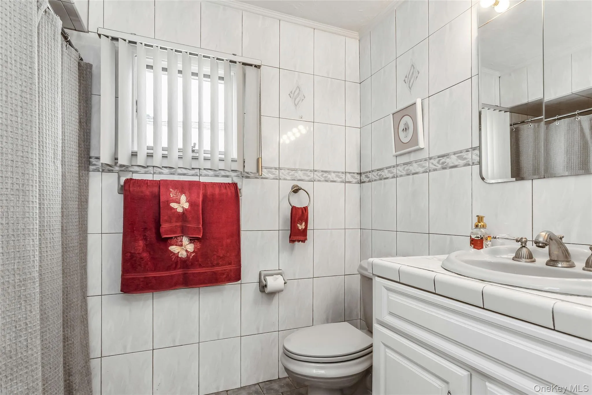 164-33 91st Street, New York, NY, 3 Bedrooms Bedrooms, 8 Rooms Rooms,2 BathroomsBathrooms,Residential,For Rent,91st,0,000022 164-33 91st Street, New York, NY, 3 Bedrooms Bedrooms, 8 Rooms Rooms,2 BathroomsBathrooms,Residential,For Rent,91st,0,000022