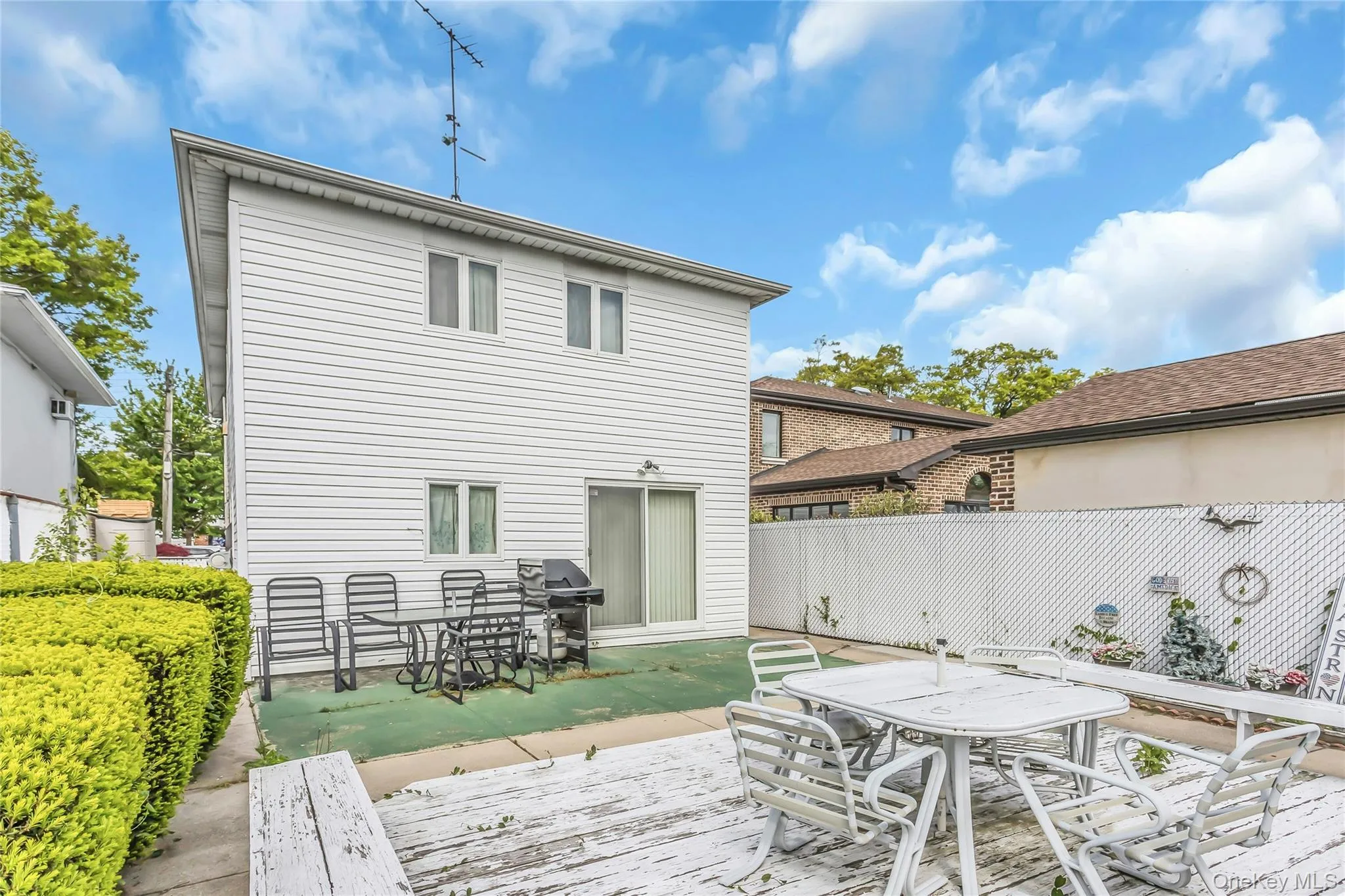 164-33 91st Street, New York, NY, 3 Bedrooms Bedrooms, 8 Rooms Rooms,2 BathroomsBathrooms,Residential,For Rent,91st,0,000022 164-33 91st Street, New York, NY, 3 Bedrooms Bedrooms, 8 Rooms Rooms,2 BathroomsBathrooms,Residential,For Rent,91st,0,000022