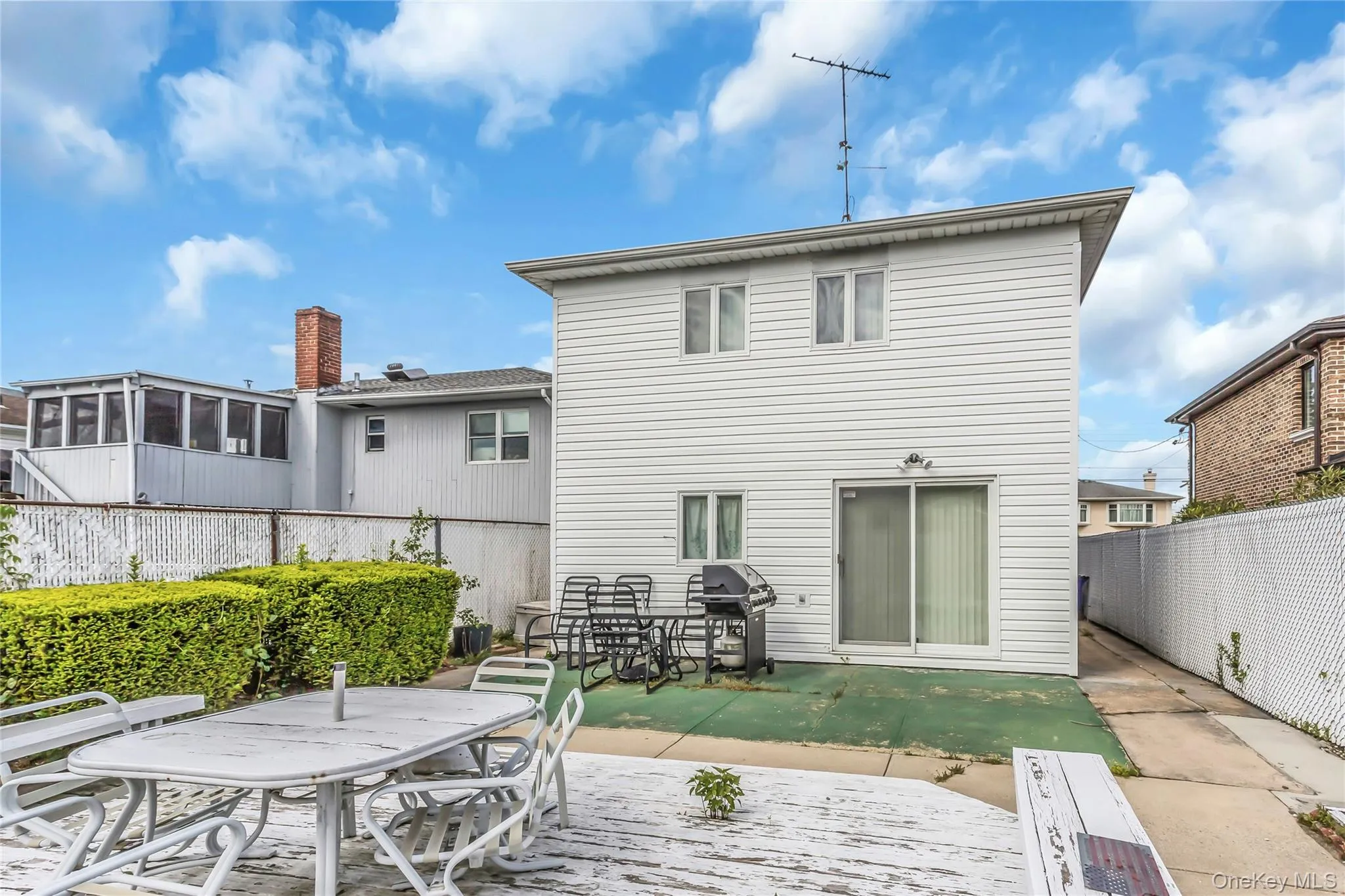 164-33 91st Street, New York, NY, 3 Bedrooms Bedrooms, 8 Rooms Rooms,2 BathroomsBathrooms,Residential,For Rent,91st,0,000022 164-33 91st Street, New York, NY, 3 Bedrooms Bedrooms, 8 Rooms Rooms,2 BathroomsBathrooms,Residential,For Rent,91st,0,000022