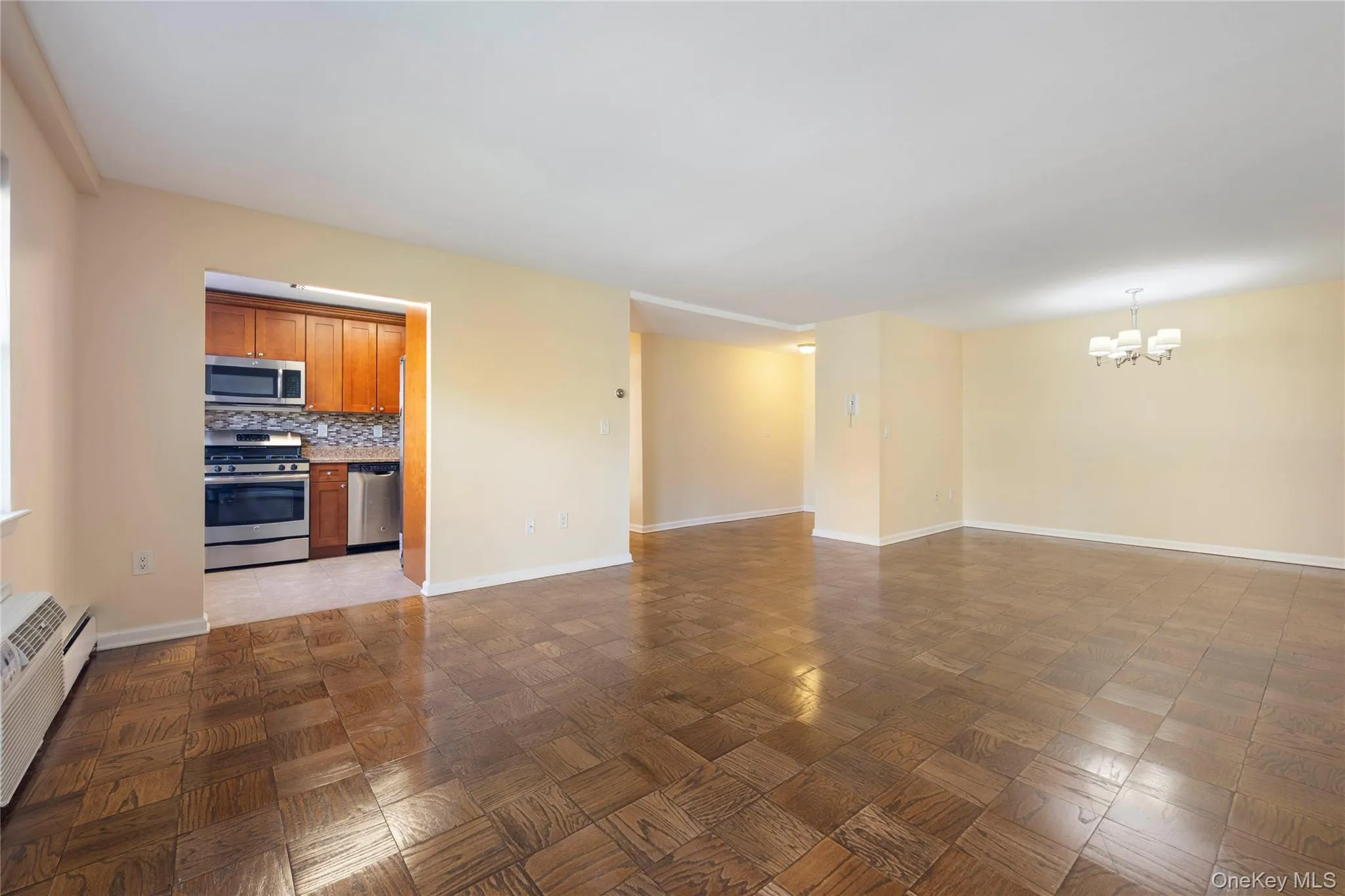 101 Gedney Street, Orangetown, NY, 1 Bedroom Bedrooms, 3 Rooms Rooms,1 BathroomBathrooms,Residential Lease,For Rent,Gedney,0,000023 101 Gedney Street, Orangetown, NY, 1 Bedroom Bedrooms, 3 Rooms Rooms,1 BathroomBathrooms,Residential Lease,For Rent,Gedney,0,000023