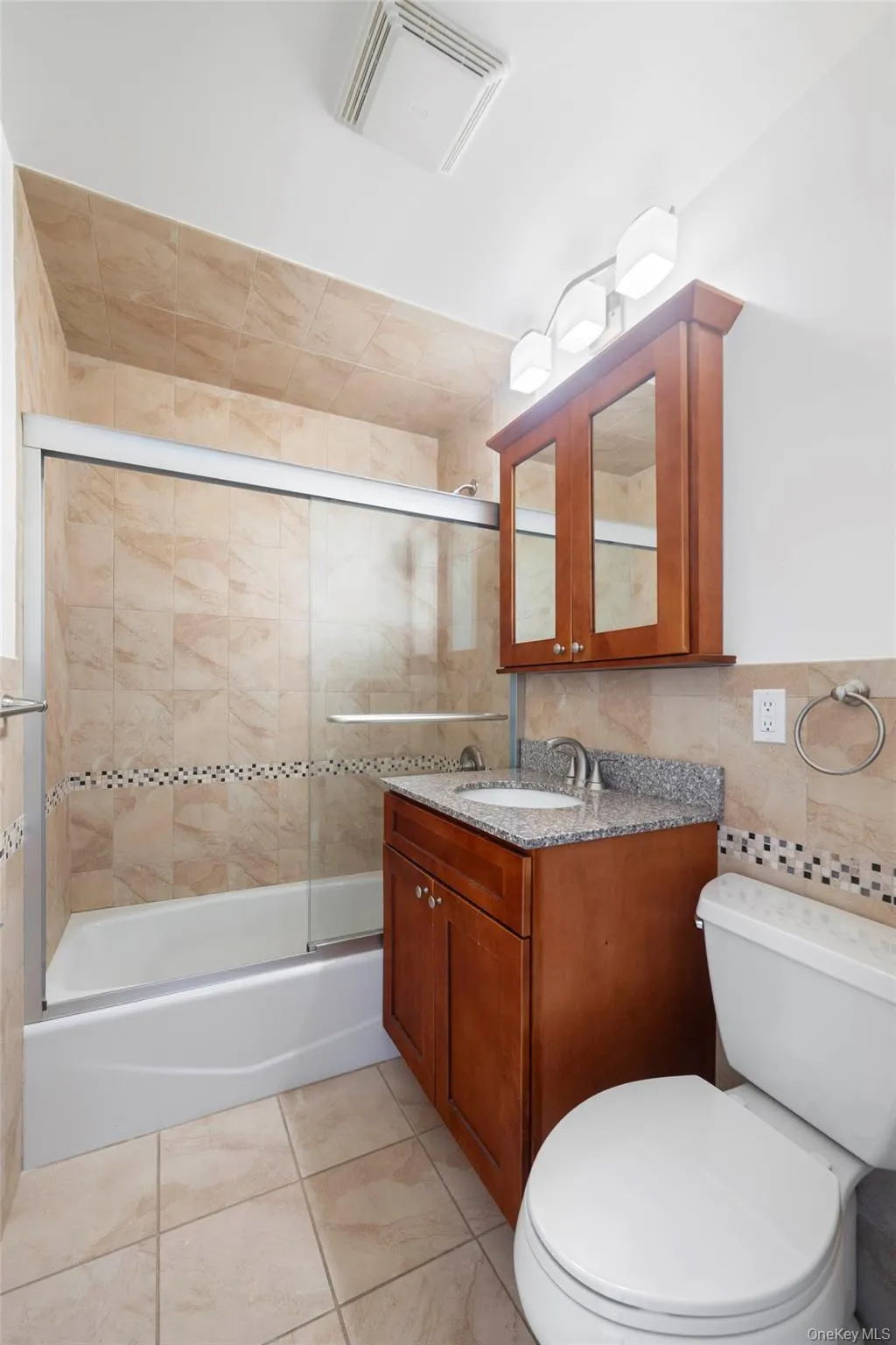 101 Gedney Street, Orangetown, NY, 1 Bedroom Bedrooms, 3 Rooms Rooms,1 BathroomBathrooms,Residential Lease,For Rent,Gedney,0,000023 101 Gedney Street, Orangetown, NY, 1 Bedroom Bedrooms, 3 Rooms Rooms,1 BathroomBathrooms,Residential Lease,For Rent,Gedney,0,000023