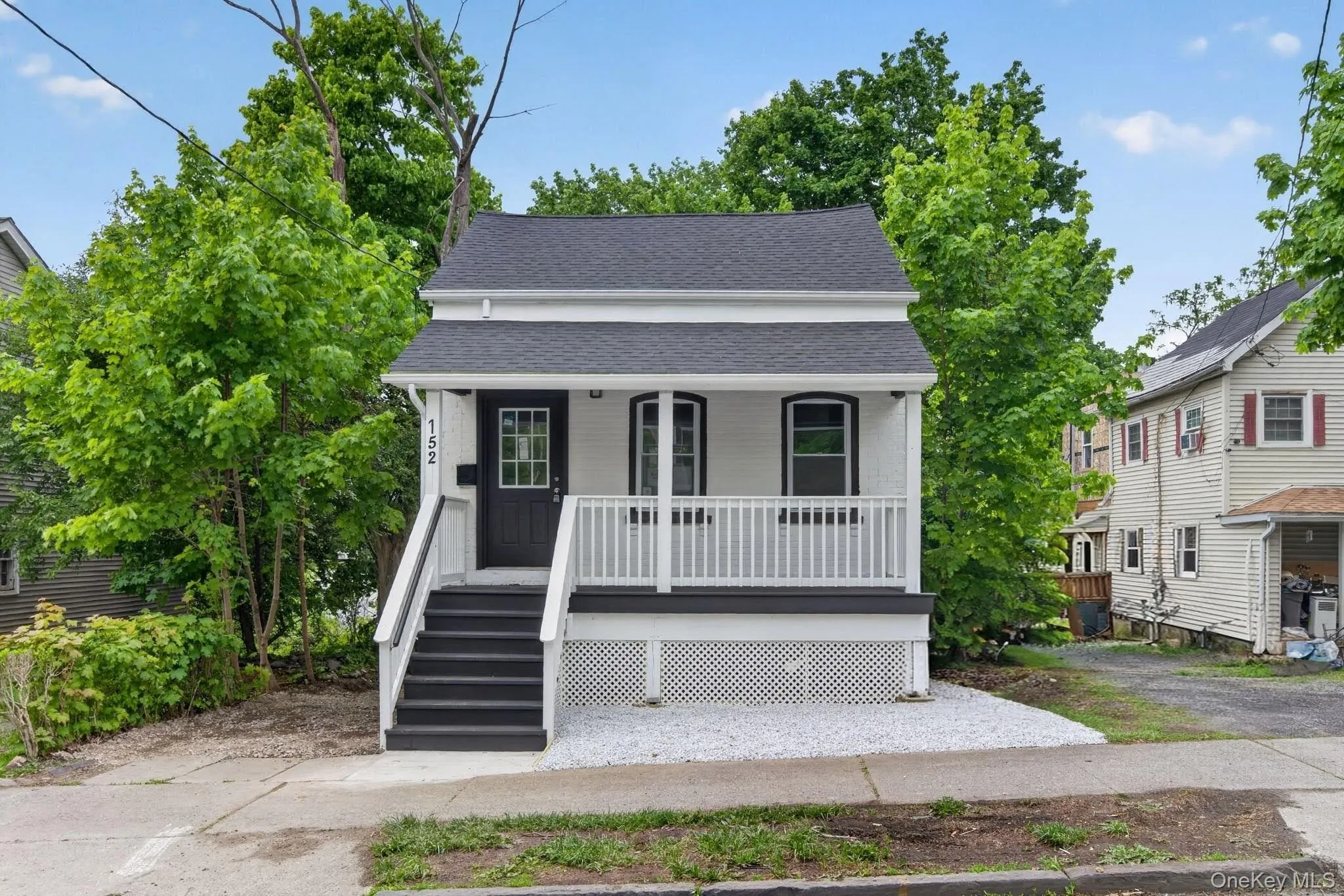 152 Clinton Street, Poughkeepsie, NY, 2 Bedrooms Bedrooms, 4 Rooms Rooms,2 BathroomsBathrooms,Residential,For Rent,Clinton,0,000024 152 Clinton Street, Poughkeepsie, NY, 2 Bedrooms Bedrooms, 4 Rooms Rooms,2 BathroomsBathrooms,Residential,For Rent,Clinton,0,000024