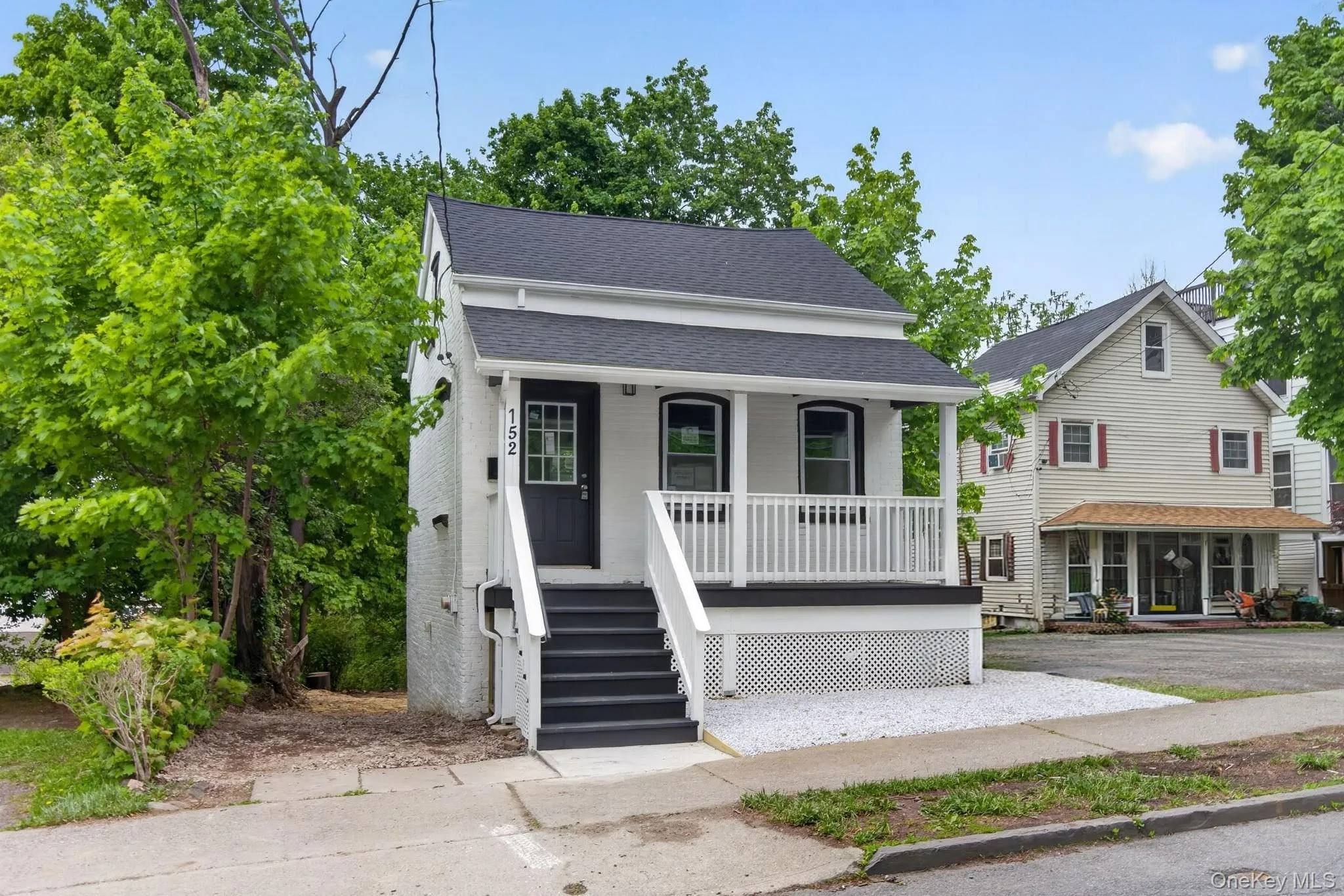 152 Clinton Street, Poughkeepsie, NY, 2 Bedrooms Bedrooms, 4 Rooms Rooms,2 BathroomsBathrooms,Residential,For Rent,Clinton,0,000024 152 Clinton Street, Poughkeepsie, NY, 2 Bedrooms Bedrooms, 4 Rooms Rooms,2 BathroomsBathrooms,Residential,For Rent,Clinton,0,000024
