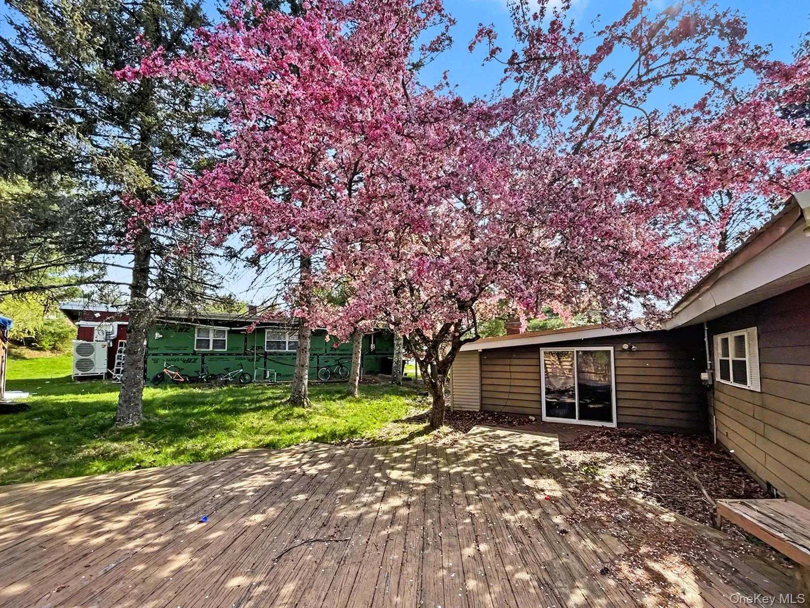 198 Lake Shore Drive, Thompson, NY, 3 Bedrooms Bedrooms, 5 Rooms Rooms,2 BathroomsBathrooms,Residential,For Rent,Lake Shore,0,000030 198 Lake Shore Drive, Thompson, NY, 3 Bedrooms Bedrooms, 5 Rooms Rooms,2 BathroomsBathrooms,Residential,For Rent,Lake Shore,0,000030