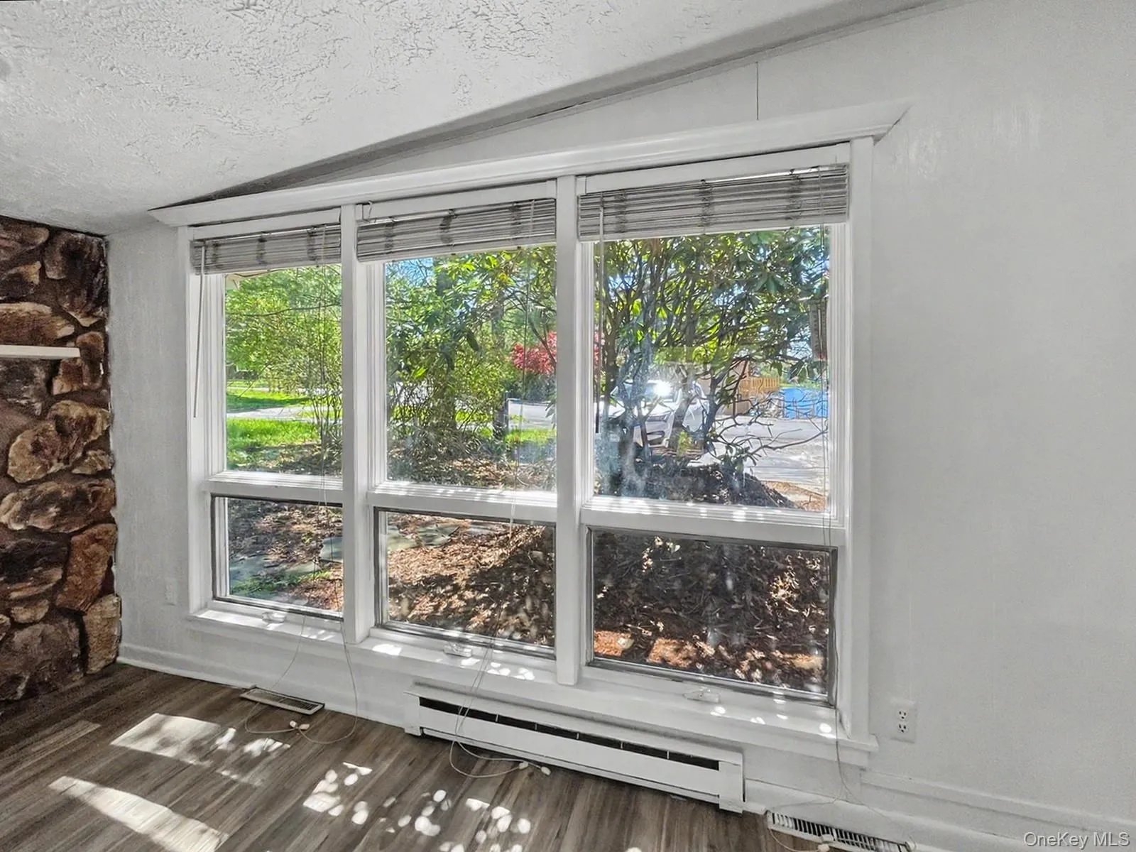 198 Lake Shore Drive, Thompson, NY, 3 Bedrooms Bedrooms, 5 Rooms Rooms,2 BathroomsBathrooms,Residential,For Rent,Lake Shore,0,000030 198 Lake Shore Drive, Thompson, NY, 3 Bedrooms Bedrooms, 5 Rooms Rooms,2 BathroomsBathrooms,Residential,For Rent,Lake Shore,0,000030