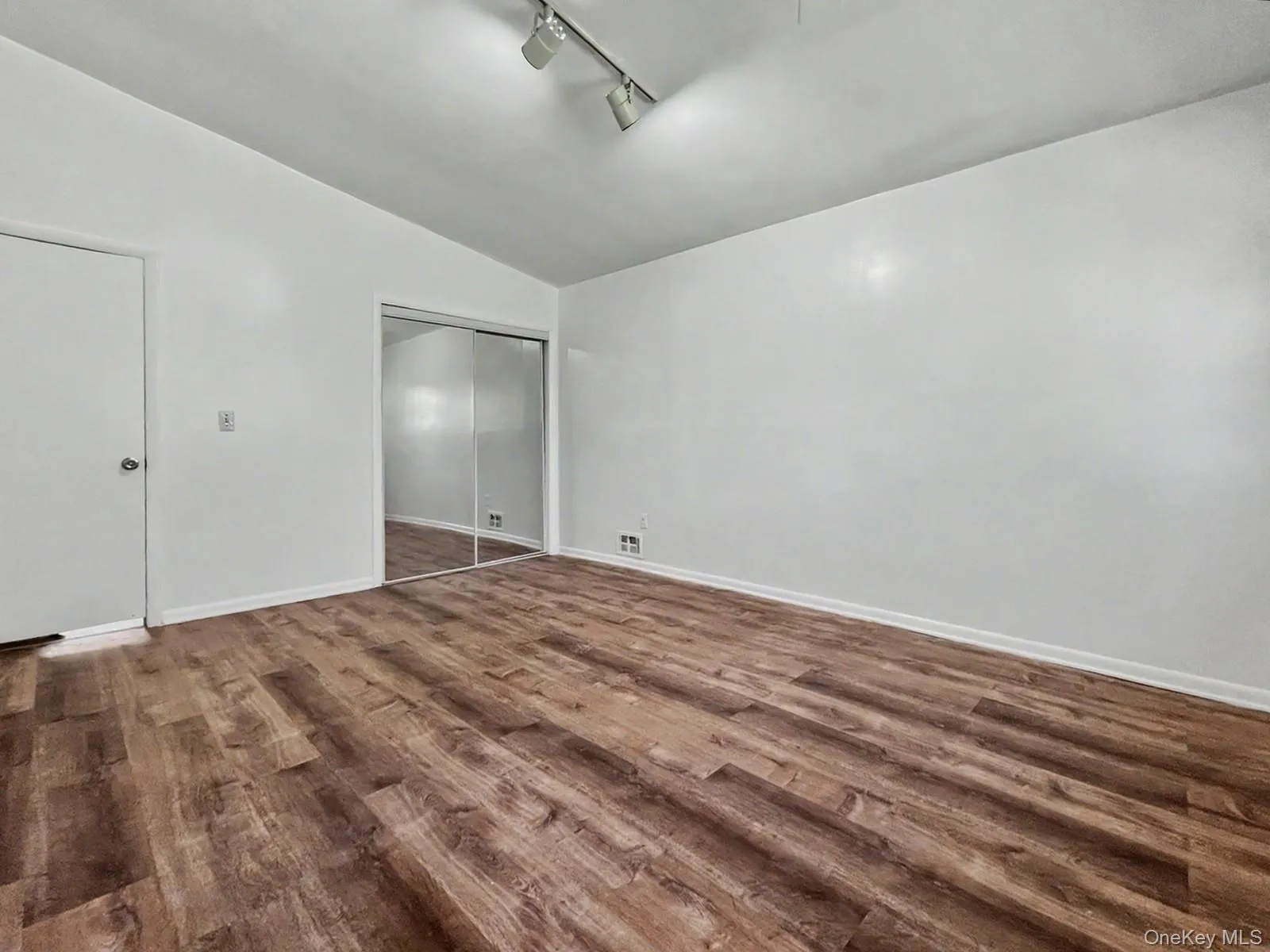 198 Lake Shore Drive, Thompson, NY, 3 Bedrooms Bedrooms, 5 Rooms Rooms,2 BathroomsBathrooms,Residential,For Rent,Lake Shore,0,000030 198 Lake Shore Drive, Thompson, NY, 3 Bedrooms Bedrooms, 5 Rooms Rooms,2 BathroomsBathrooms,Residential,For Rent,Lake Shore,0,000030