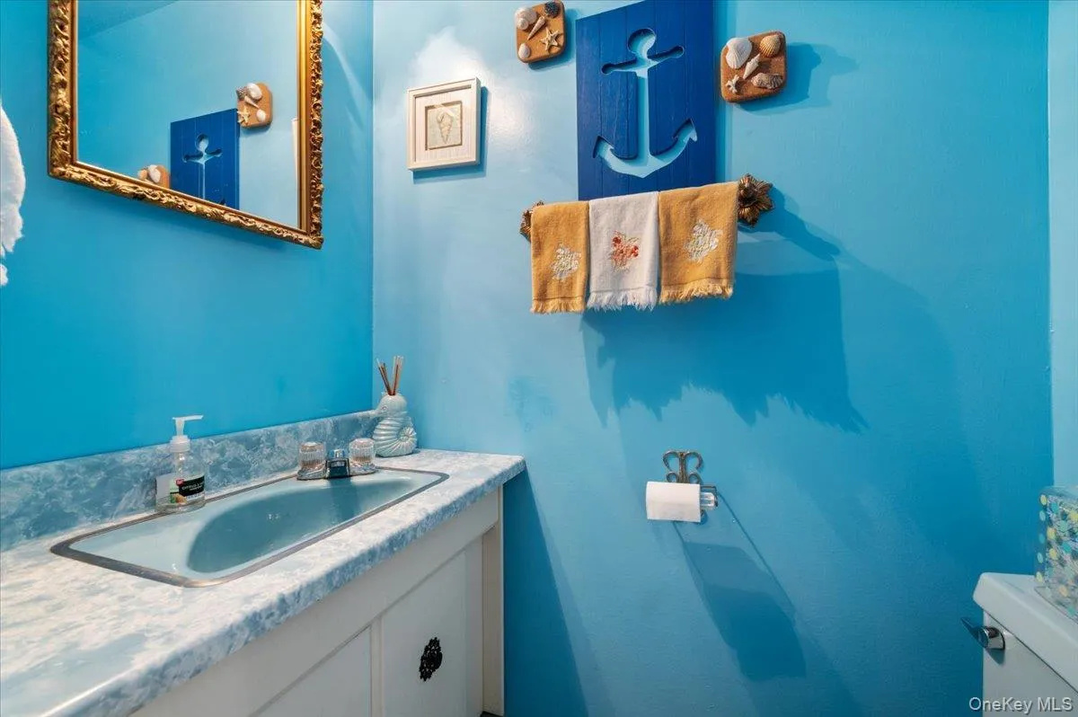 23955 65th Avenue, New York, NY, 3 Bedrooms Bedrooms, 6 Rooms Rooms,1 BathroomBathrooms,Residential,For Rent,65th,0,000036 23955 65th Avenue, New York, NY, 3 Bedrooms Bedrooms, 6 Rooms Rooms,1 BathroomBathrooms,Residential,For Rent,65th,0,000036