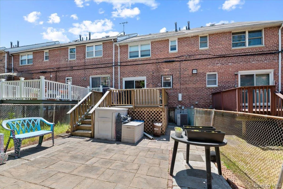 23955 65th Avenue, New York, NY, 3 Bedrooms Bedrooms, 6 Rooms Rooms,1 BathroomBathrooms,Residential,For Rent,65th,0,000036 23955 65th Avenue, New York, NY, 3 Bedrooms Bedrooms, 6 Rooms Rooms,1 BathroomBathrooms,Residential,For Rent,65th,0,000036