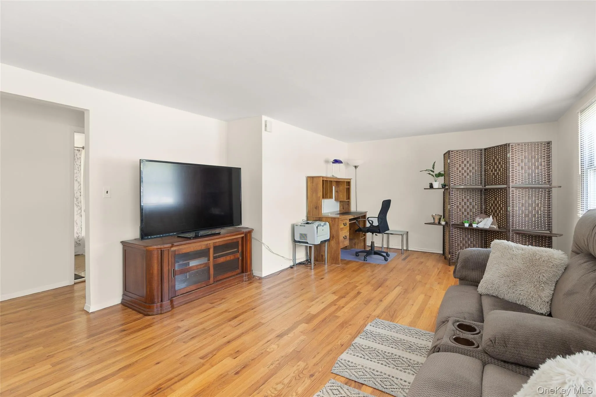 46 39th Street, Islip, NY, 3 Bedrooms Bedrooms, 6 Rooms Rooms,3 BathroomsBathrooms,Residential,For Rent,39th,0,000039 46 39th Street, Islip, NY, 3 Bedrooms Bedrooms, 6 Rooms Rooms,3 BathroomsBathrooms,Residential,For Rent,39th,0,000039