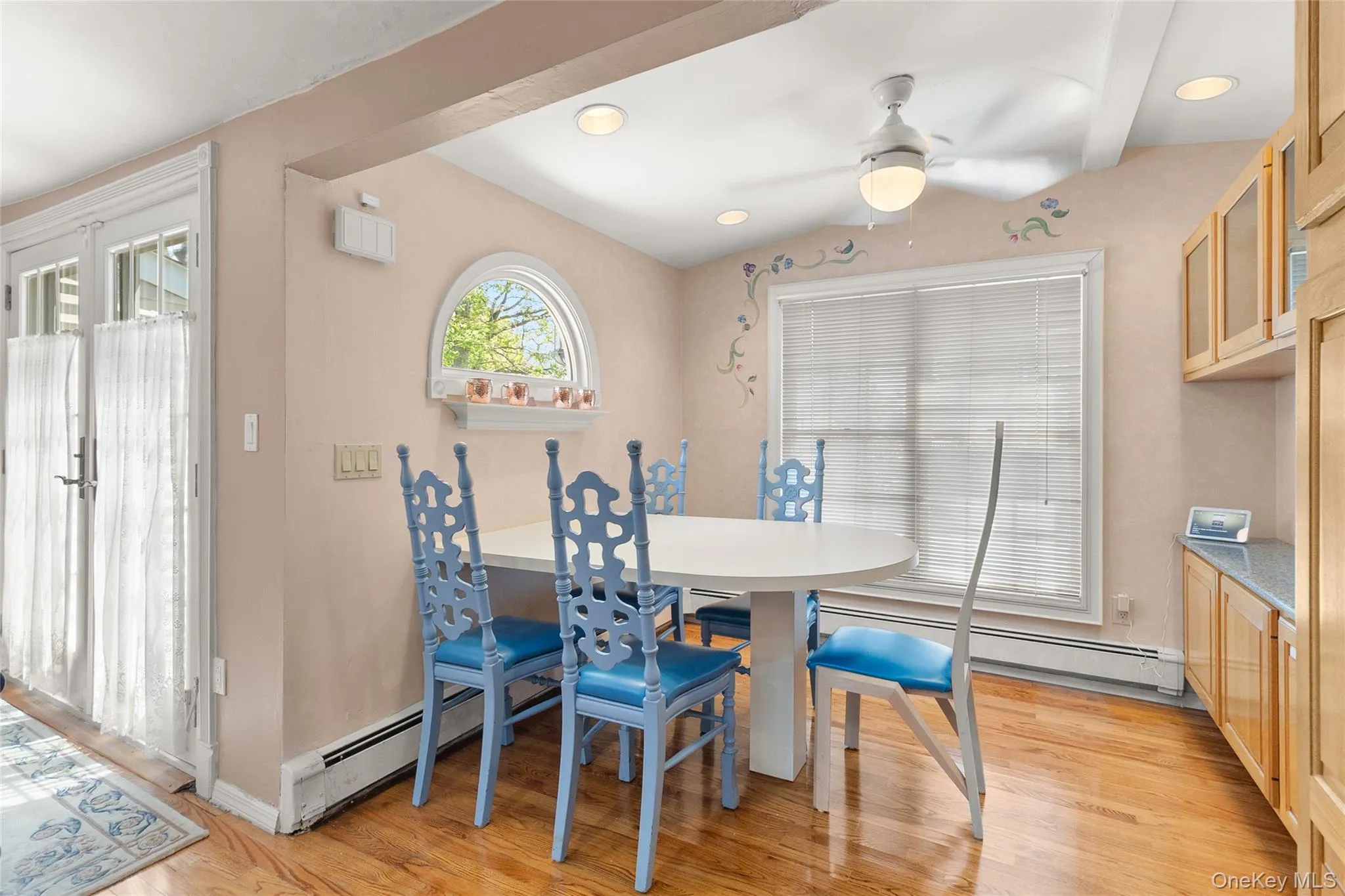 46 39th Street, Islip, NY, 3 Bedrooms Bedrooms, 6 Rooms Rooms,3 BathroomsBathrooms,Residential,For Rent,39th,0,000039 46 39th Street, Islip, NY, 3 Bedrooms Bedrooms, 6 Rooms Rooms,3 BathroomsBathrooms,Residential,For Rent,39th,0,000039