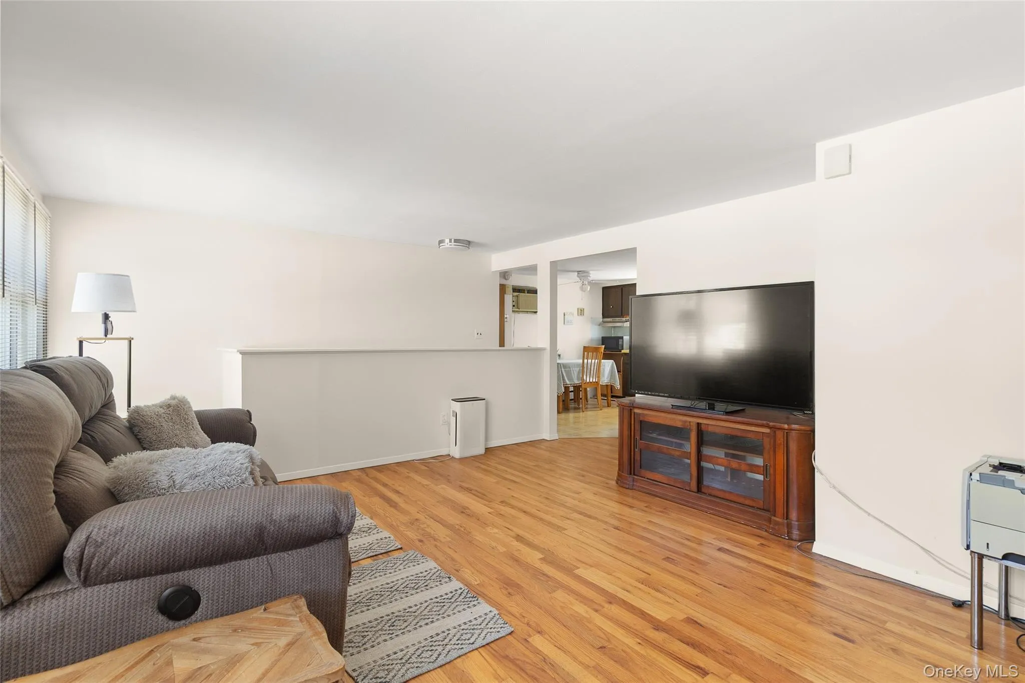 46 39th Street, Islip, NY, 3 Bedrooms Bedrooms, 6 Rooms Rooms,3 BathroomsBathrooms,Residential,For Rent,39th,0,000039 46 39th Street, Islip, NY, 3 Bedrooms Bedrooms, 6 Rooms Rooms,3 BathroomsBathrooms,Residential,For Rent,39th,0,000039