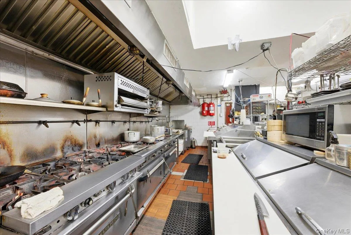 1435 2nd Avenue, New York, NY, 9 Bedrooms Bedrooms, 20 Rooms Rooms,6 BathroomsBathrooms,Residential Sale,For Rent,2nd,0,000040 1435 2nd Avenue, New York, NY, 9 Bedrooms Bedrooms, 20 Rooms Rooms,6 BathroomsBathrooms,Residential Sale,For Rent,2nd,0,000040