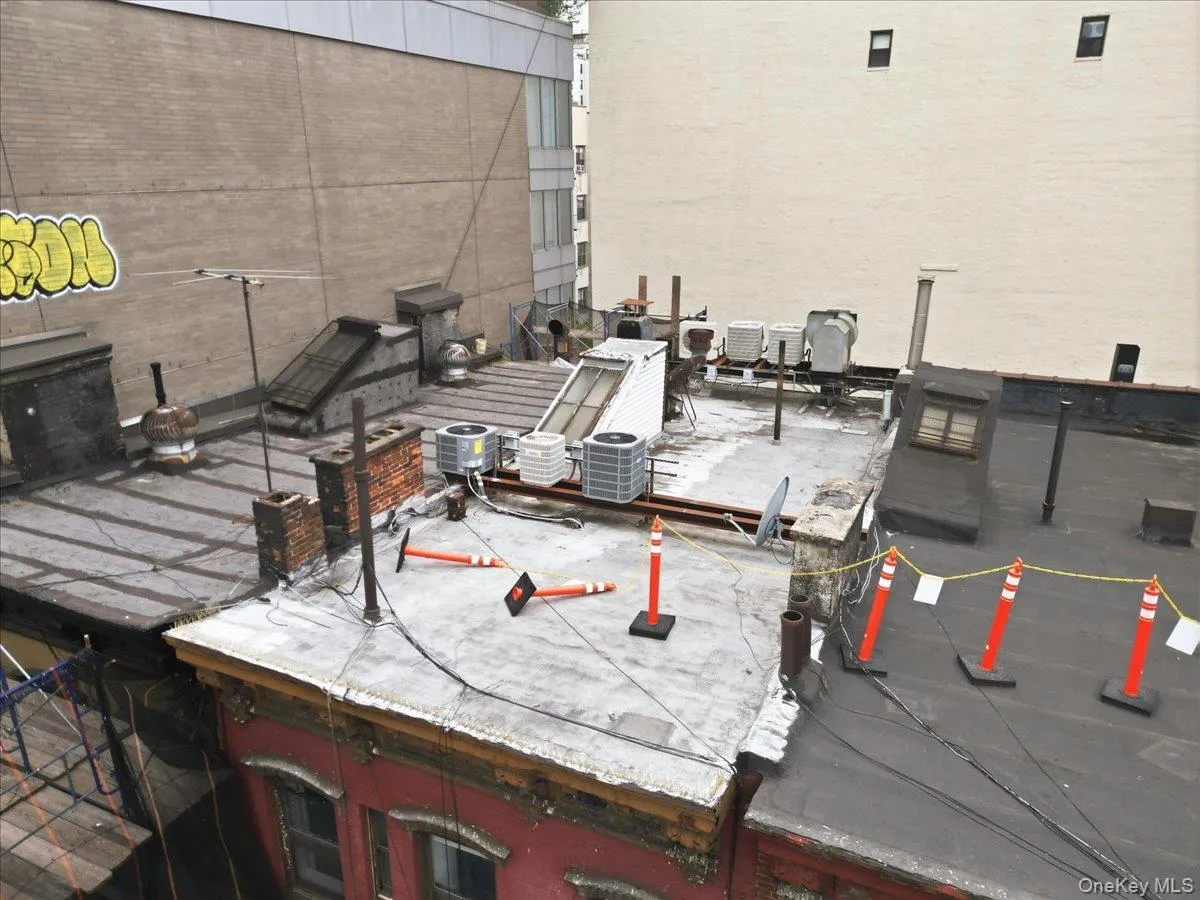 1435 2nd Avenue, New York, NY, 9 Bedrooms Bedrooms, 20 Rooms Rooms,6 BathroomsBathrooms,Residential Sale,For Rent,2nd,0,000040 1435 2nd Avenue, New York, NY, 9 Bedrooms Bedrooms, 20 Rooms Rooms,6 BathroomsBathrooms,Residential Sale,For Rent,2nd,0,000040