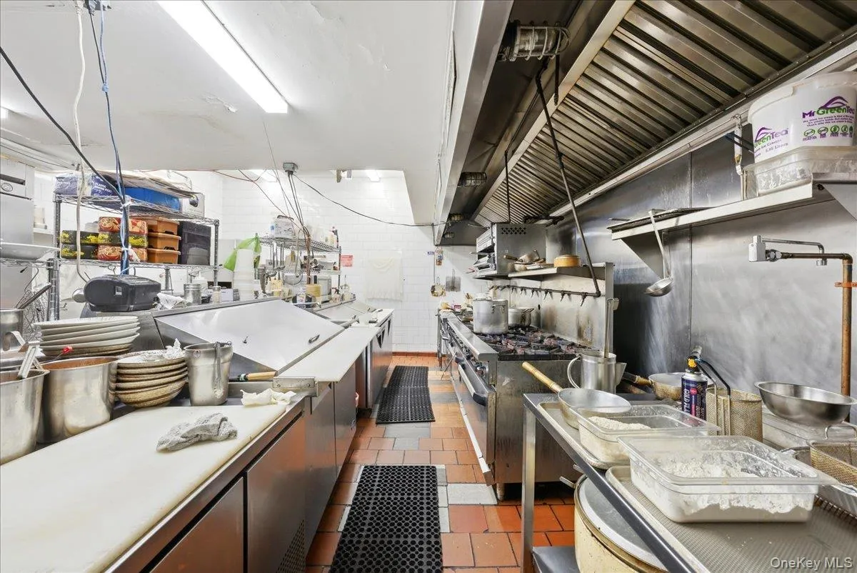 1435 2nd Avenue, New York, NY, 9 Bedrooms Bedrooms, 20 Rooms Rooms,6 BathroomsBathrooms,Residential Sale,For Rent,2nd,0,000040 1435 2nd Avenue, New York, NY, 9 Bedrooms Bedrooms, 20 Rooms Rooms,6 BathroomsBathrooms,Residential Sale,For Rent,2nd,0,000040