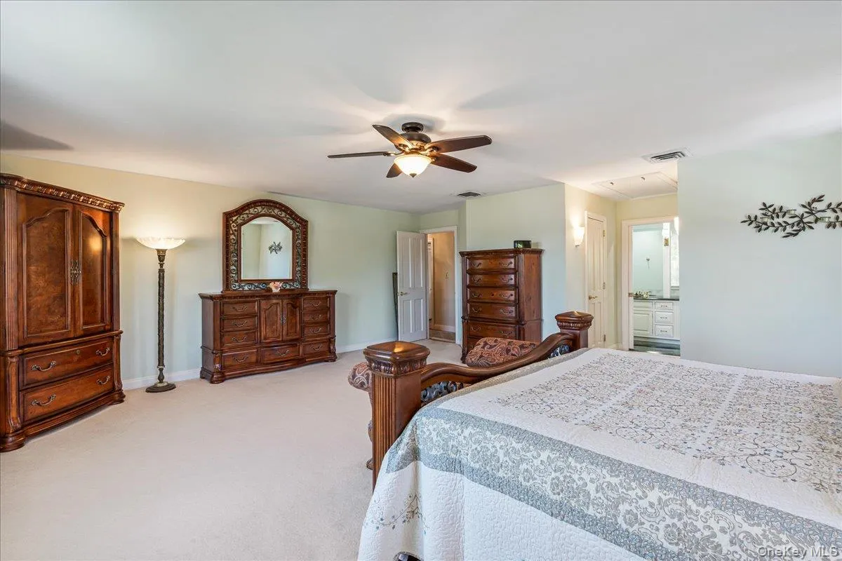 4 High Court, Oyster Bay, NY, 5 Bedrooms Bedrooms, 10 Rooms Rooms,2 BathroomsBathrooms,Residential,For Rent,High,0,000041 4 High Court, Oyster Bay, NY, 5 Bedrooms Bedrooms, 10 Rooms Rooms,2 BathroomsBathrooms,Residential,For Rent,High,0,000041