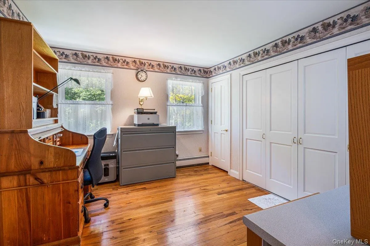 4 High Court, Oyster Bay, NY, 5 Bedrooms Bedrooms, 10 Rooms Rooms,2 BathroomsBathrooms,Residential,For Rent,High,0,000041 4 High Court, Oyster Bay, NY, 5 Bedrooms Bedrooms, 10 Rooms Rooms,2 BathroomsBathrooms,Residential,For Rent,High,0,000041