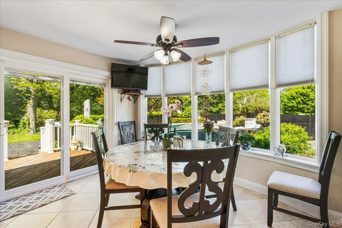 4 High Court, Oyster Bay, NY, 5 Bedrooms Bedrooms, 10 Rooms Rooms,2 BathroomsBathrooms,Residential,For Rent,High,0,000041 4 High Court, Oyster Bay, NY, 5 Bedrooms Bedrooms, 10 Rooms Rooms,2 BathroomsBathrooms,Residential,For Rent,High,0,000041