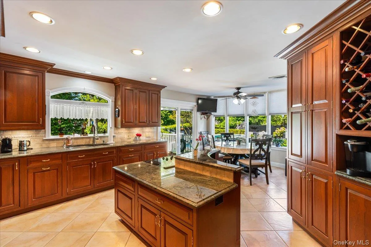 4 High Court, Oyster Bay, NY, 5 Bedrooms Bedrooms, 10 Rooms Rooms,2 BathroomsBathrooms,Residential,For Rent,High,0,000041 4 High Court, Oyster Bay, NY, 5 Bedrooms Bedrooms, 10 Rooms Rooms,2 BathroomsBathrooms,Residential,For Rent,High,0,000041