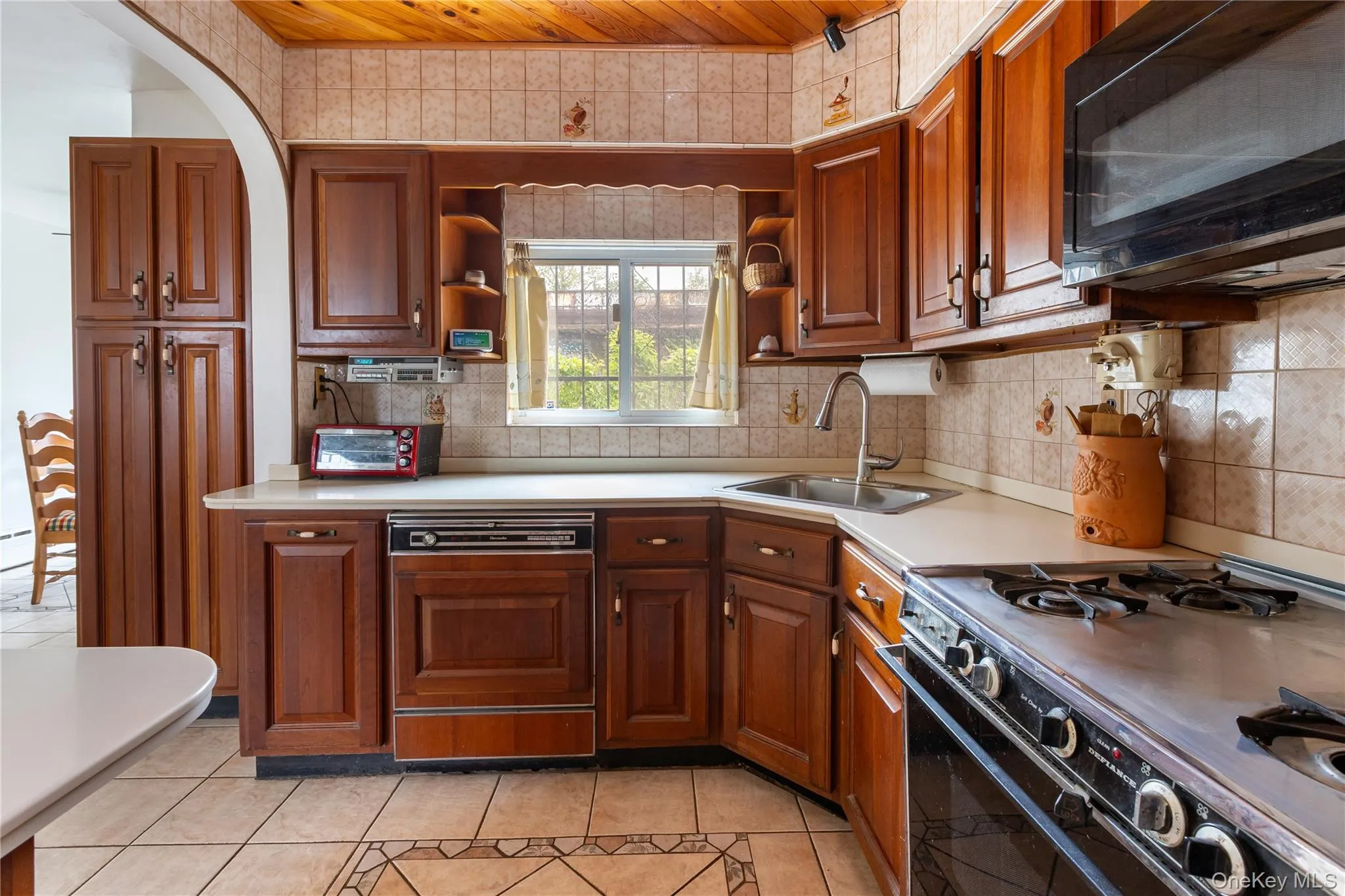 51-05 74th Street, New York, NY, 4 Bedrooms Bedrooms, 7 Rooms Rooms,2 BathroomsBathrooms,Residential,For Rent,74th,0,000045 51-05 74th Street, New York, NY, 4 Bedrooms Bedrooms, 7 Rooms Rooms,2 BathroomsBathrooms,Residential,For Rent,74th,0,000045