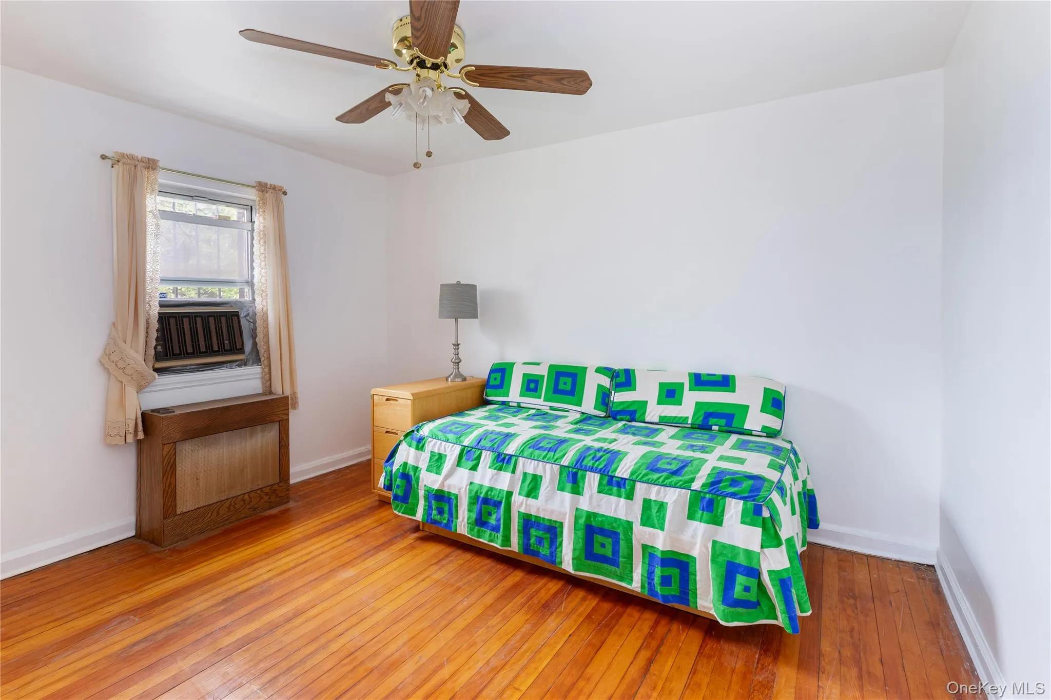 51-05 74th Street, New York, NY, 4 Bedrooms Bedrooms, 7 Rooms Rooms,2 BathroomsBathrooms,Residential,For Rent,74th,0,000045 51-05 74th Street, New York, NY, 4 Bedrooms Bedrooms, 7 Rooms Rooms,2 BathroomsBathrooms,Residential,For Rent,74th,0,000045
