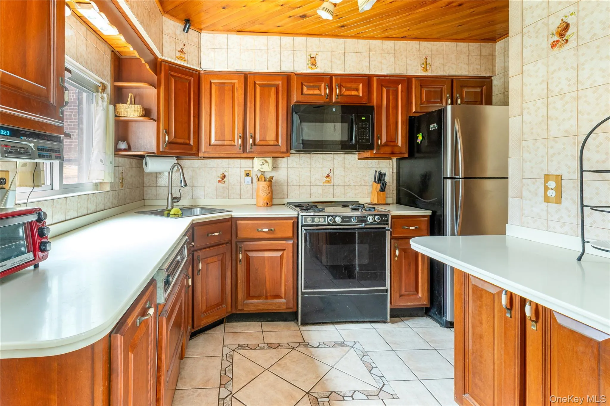 51-05 74th Street, New York, NY, 4 Bedrooms Bedrooms, 7 Rooms Rooms,2 BathroomsBathrooms,Residential,For Rent,74th,0,000045 51-05 74th Street, New York, NY, 4 Bedrooms Bedrooms, 7 Rooms Rooms,2 BathroomsBathrooms,Residential,For Rent,74th,0,000045