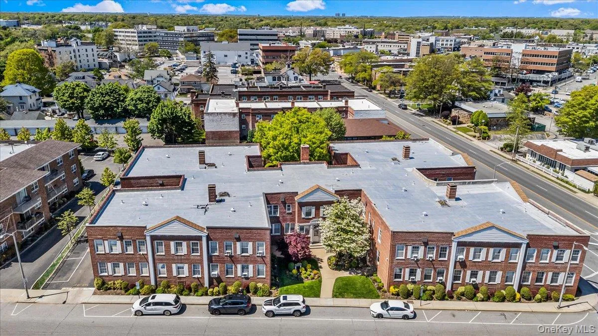 70 Park Avenue, Hempstead, NY, 1 Bedroom Bedrooms, 3 Rooms Rooms,1 BathroomBathrooms,Residential,For Rent,Park,0,000052 70 Park Avenue, Hempstead, NY, 1 Bedroom Bedrooms, 3 Rooms Rooms,1 BathroomBathrooms,Residential,For Rent,Park,0,000052