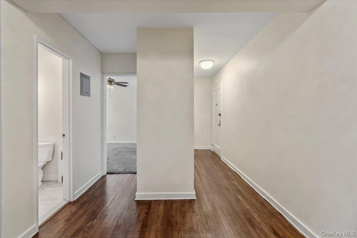 70 Park Avenue, Hempstead, NY, 1 Bedroom Bedrooms, 3 Rooms Rooms,1 BathroomBathrooms,Residential,For Rent,Park,0,000052 70 Park Avenue, Hempstead, NY, 1 Bedroom Bedrooms, 3 Rooms Rooms,1 BathroomBathrooms,Residential,For Rent,Park,0,000052