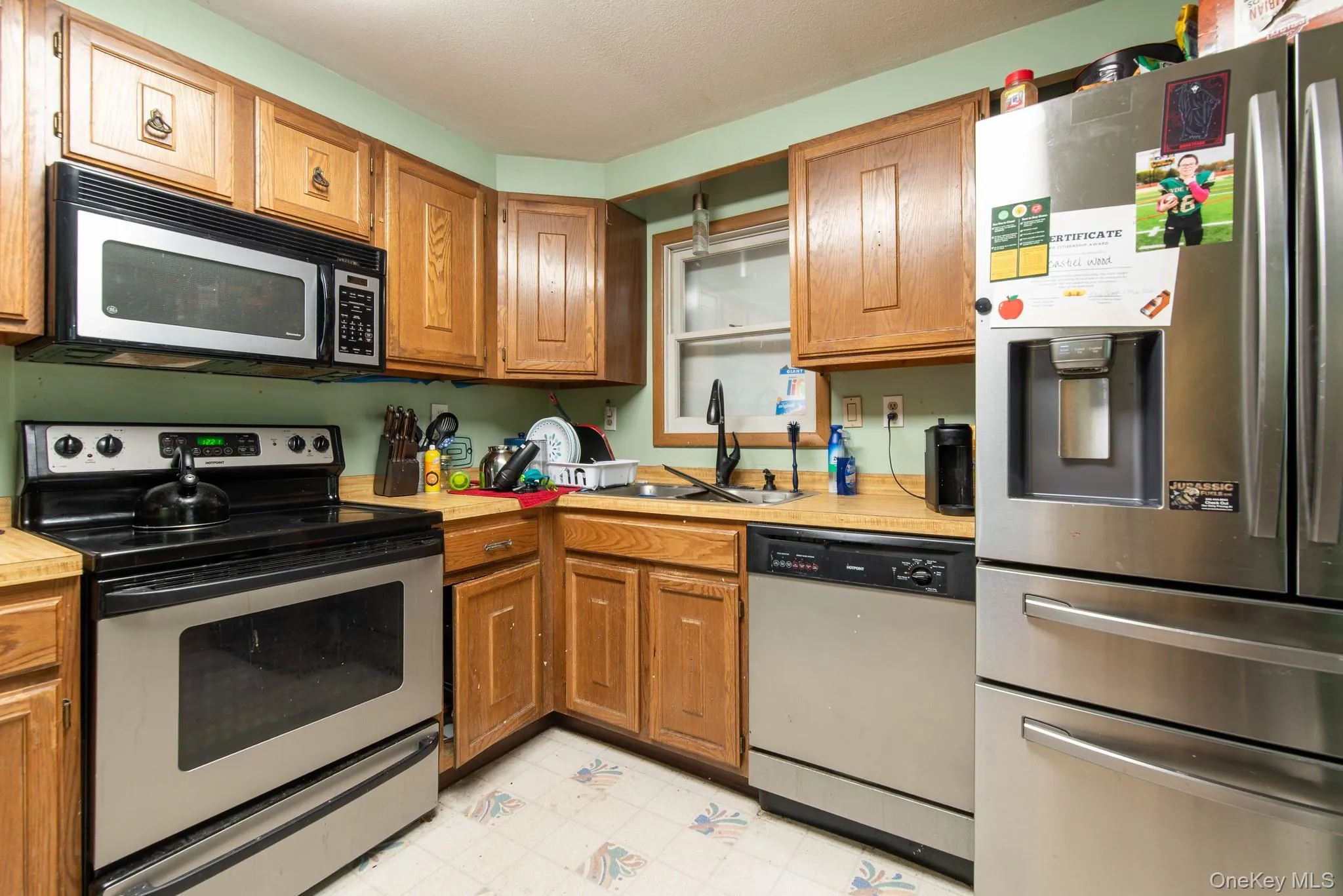 10 Mahar Drive, Poughkeepsie (town), NY, 3 Bedrooms Bedrooms, 8 Rooms Rooms,2 BathroomsBathrooms,Residential,For Rent,Mahar,0,000057 10 Mahar Drive, Poughkeepsie (town), NY, 3 Bedrooms Bedrooms, 8 Rooms Rooms,2 BathroomsBathrooms,Residential,For Rent,Mahar,0,000057