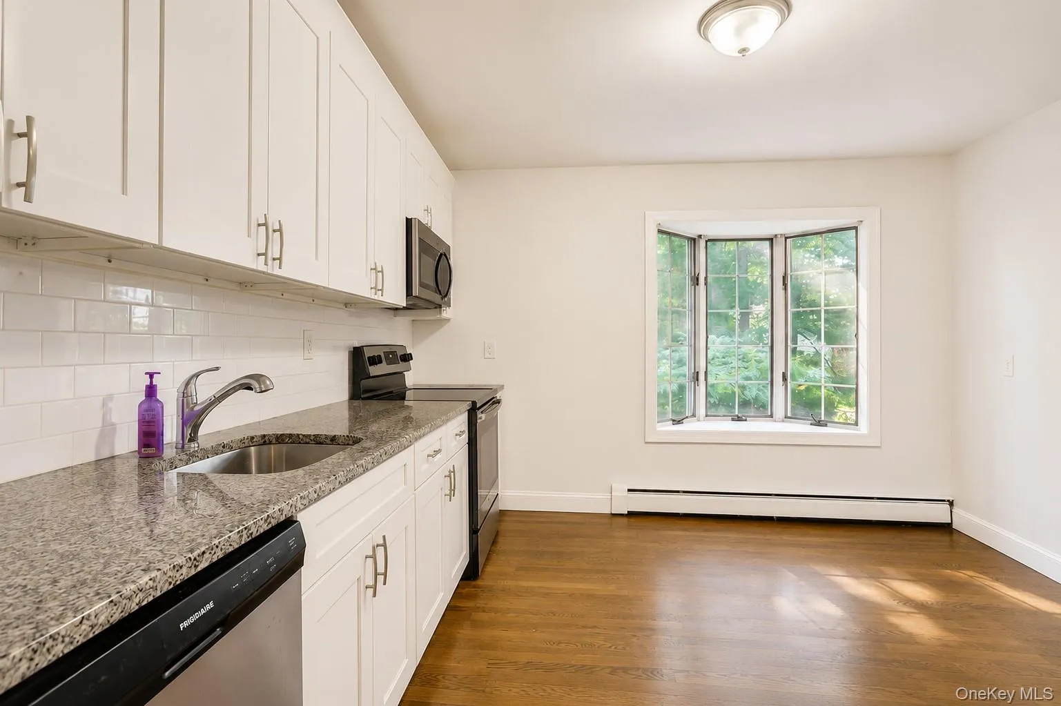30 Clematis Street, Brookhaven, NY, 4 Bedrooms Bedrooms, 8 Rooms Rooms,2 BathroomsBathrooms,Residential Lease,For Rent,Clematis,0,000060 30 Clematis Street, Brookhaven, NY, 4 Bedrooms Bedrooms, 8 Rooms Rooms,2 BathroomsBathrooms,Residential Lease,For Rent,Clematis,0,000060