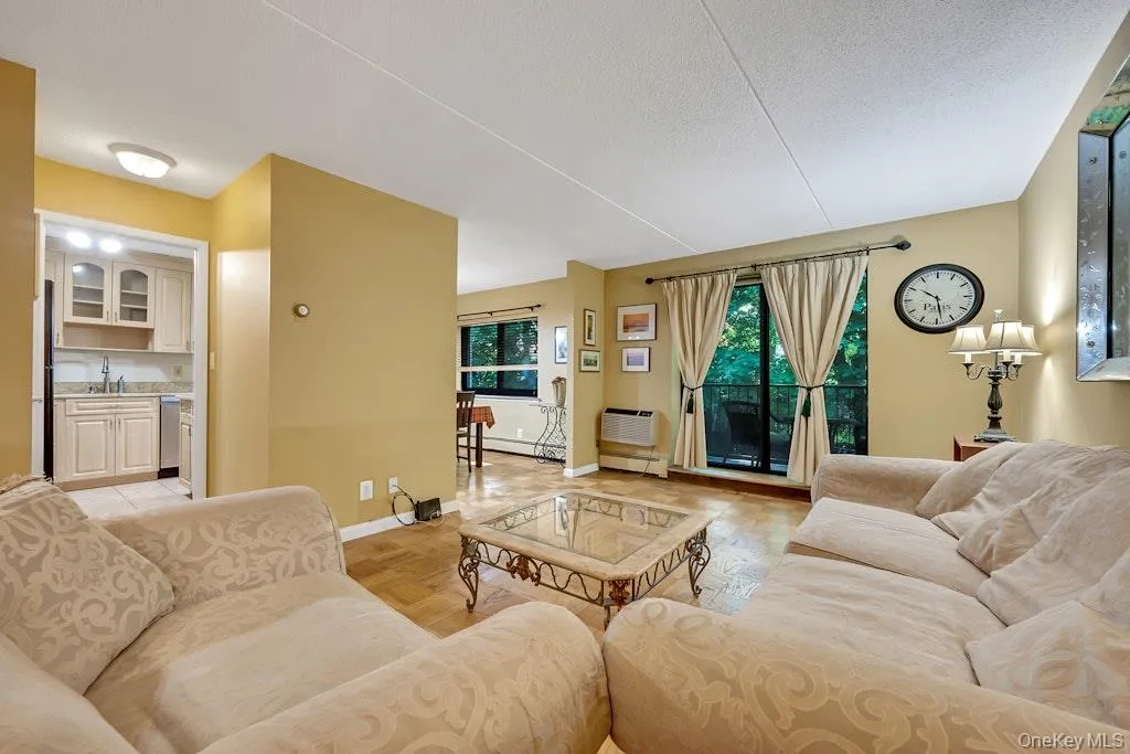 108 Sagamore Road, Eastchester, NY, 1 Bedroom Bedrooms, 4 Rooms Rooms,1 BathroomBathrooms,Residential,For Rent,Sagamore,0,000069 108 Sagamore Road, Eastchester, NY, 1 Bedroom Bedrooms, 4 Rooms Rooms,1 BathroomBathrooms,Residential,For Rent,Sagamore,0,000069