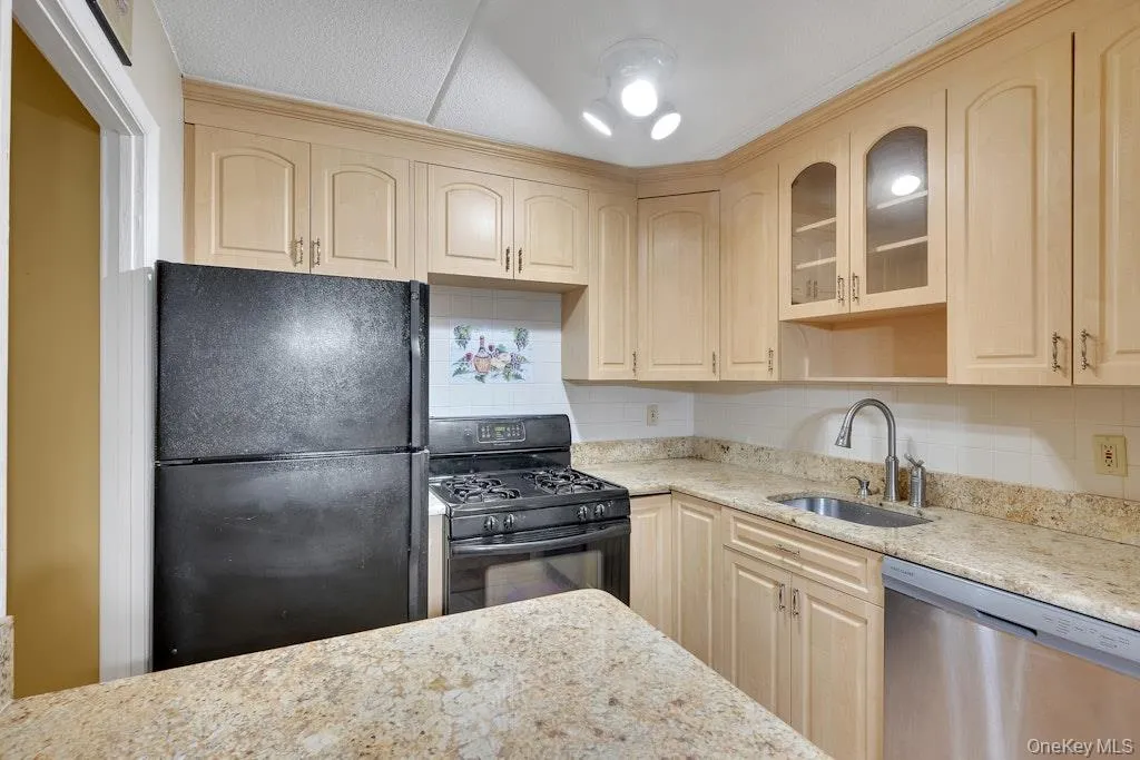 108 Sagamore Road, Eastchester, NY, 1 Bedroom Bedrooms, 4 Rooms Rooms,1 BathroomBathrooms,Residential,For Rent,Sagamore,0,000069 108 Sagamore Road, Eastchester, NY, 1 Bedroom Bedrooms, 4 Rooms Rooms,1 BathroomBathrooms,Residential,For Rent,Sagamore,0,000069