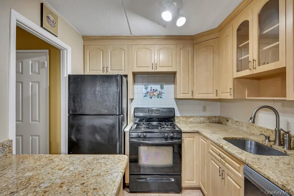 108 Sagamore Road, Eastchester, NY, 1 Bedroom Bedrooms, 4 Rooms Rooms,1 BathroomBathrooms,Residential,For Rent,Sagamore,0,000069 108 Sagamore Road, Eastchester, NY, 1 Bedroom Bedrooms, 4 Rooms Rooms,1 BathroomBathrooms,Residential,For Rent,Sagamore,0,000069