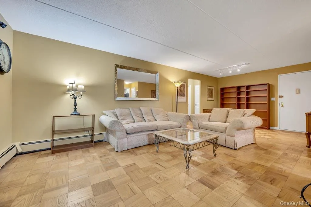 108 Sagamore Road, Eastchester, NY, 1 Bedroom Bedrooms, 4 Rooms Rooms,1 BathroomBathrooms,Residential,For Rent,Sagamore,0,000069 108 Sagamore Road, Eastchester, NY, 1 Bedroom Bedrooms, 4 Rooms Rooms,1 BathroomBathrooms,Residential,For Rent,Sagamore,0,000069