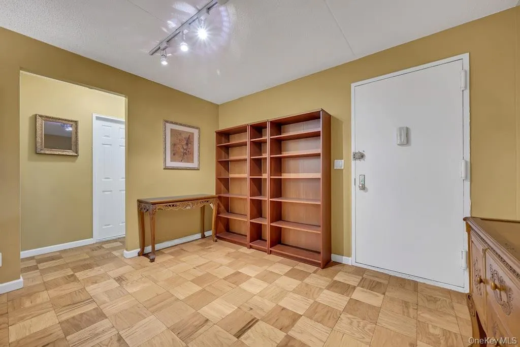 108 Sagamore Road, Eastchester, NY, 1 Bedroom Bedrooms, 4 Rooms Rooms,1 BathroomBathrooms,Residential,For Rent,Sagamore,0,000069 108 Sagamore Road, Eastchester, NY, 1 Bedroom Bedrooms, 4 Rooms Rooms,1 BathroomBathrooms,Residential,For Rent,Sagamore,0,000069