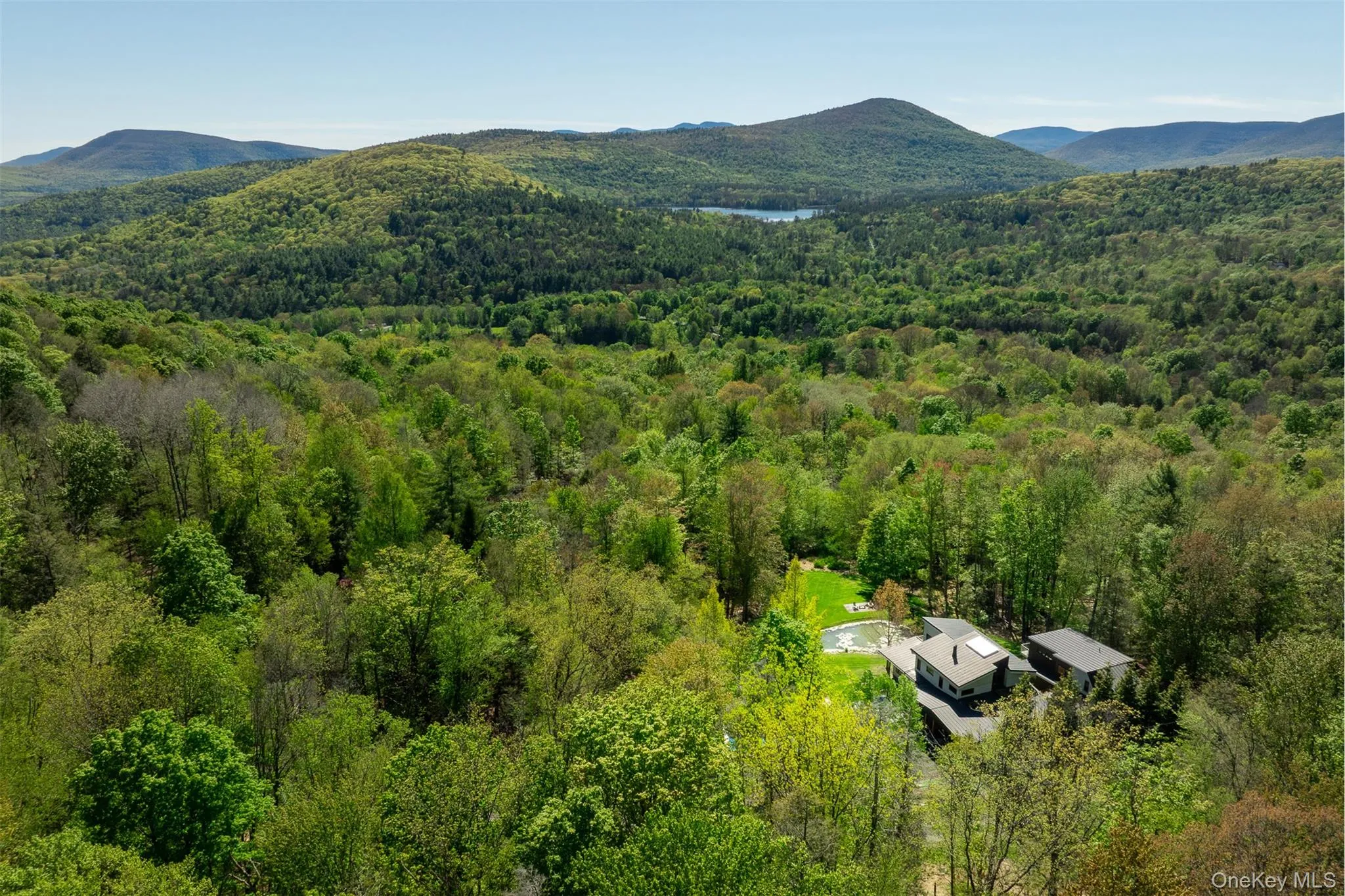 40 Mt Guardian Road, Woodstock, NY, 4 Bedrooms Bedrooms, 11 Rooms Rooms,4 BathroomsBathrooms,Residential Sale,For Rent,Mt Guardian,0,000073 40 Mt Guardian Road, Woodstock, NY, 4 Bedrooms Bedrooms, 11 Rooms Rooms,4 BathroomsBathrooms,Residential Sale,For Rent,Mt Guardian,0,000073