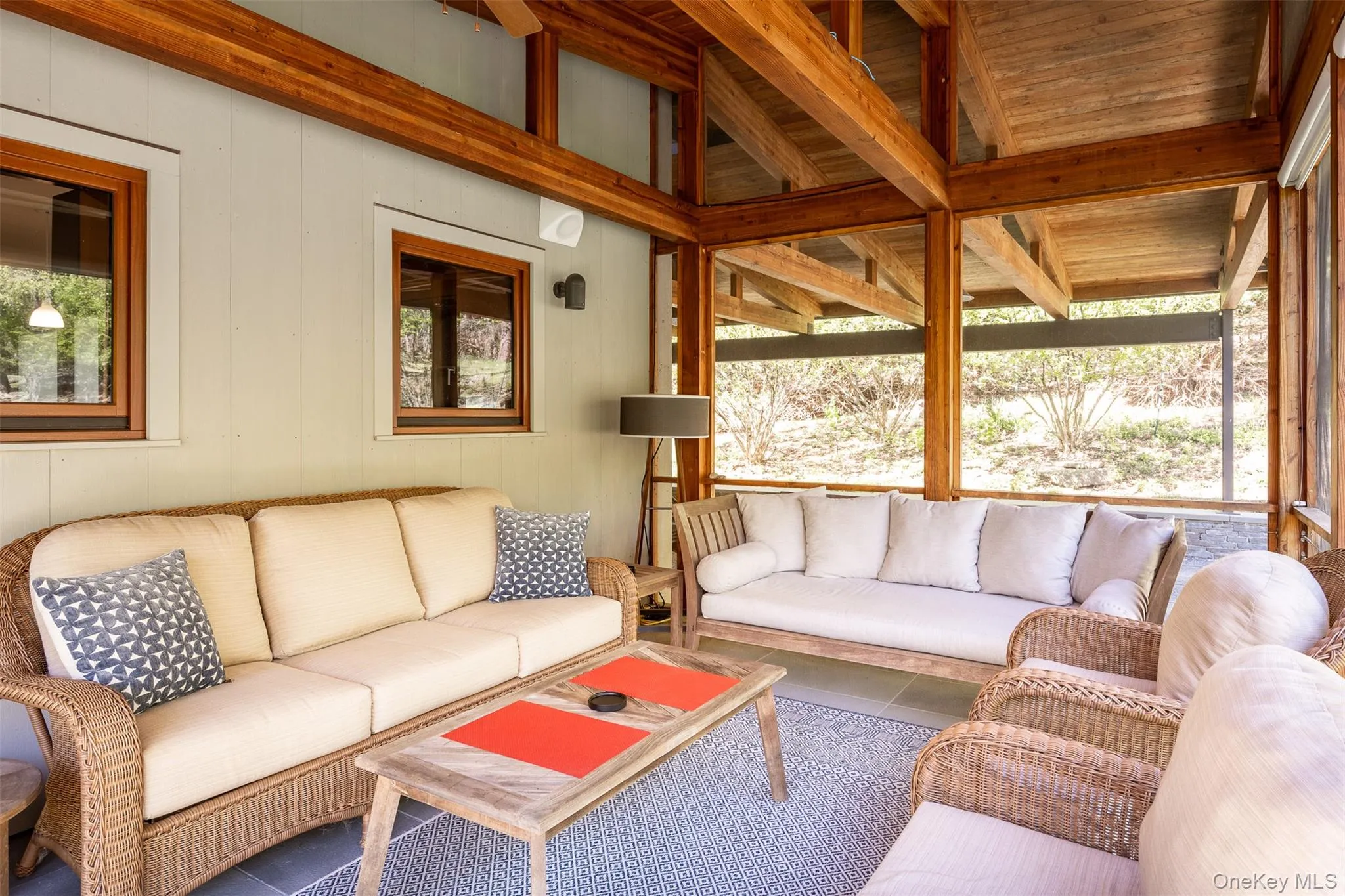Screened in Porch off of Kitchen Screened in Porch off of Kitchen