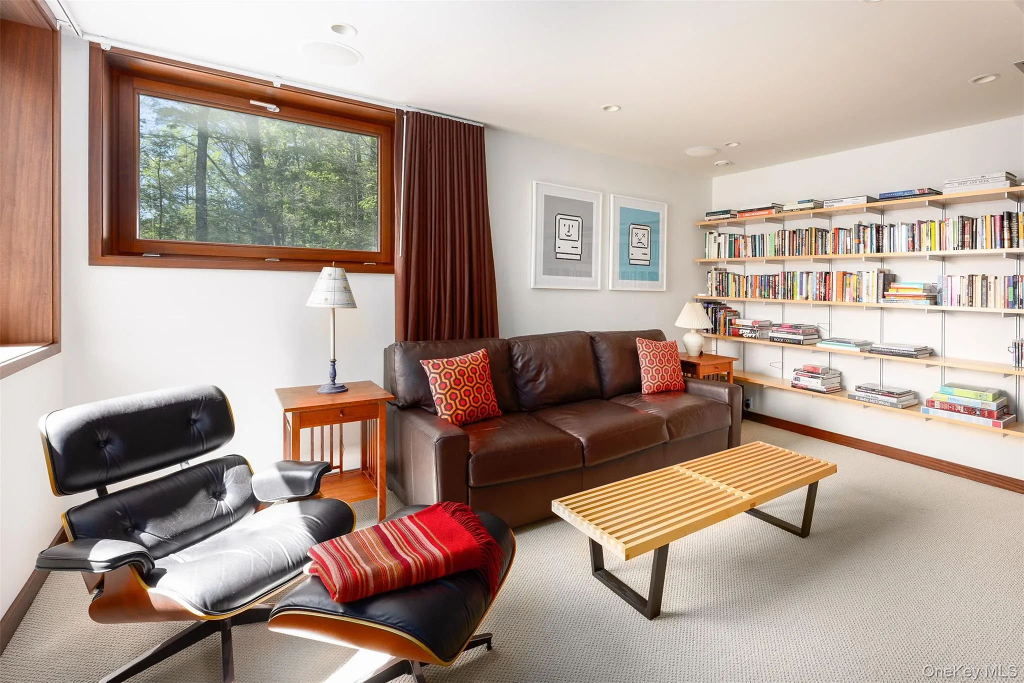 Den/Bonus Room in Basement Den/Bonus Room in Basement