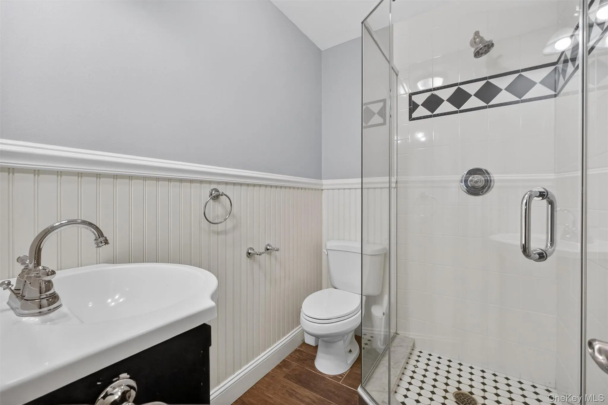 Full Updated Bath Full Updated Bath