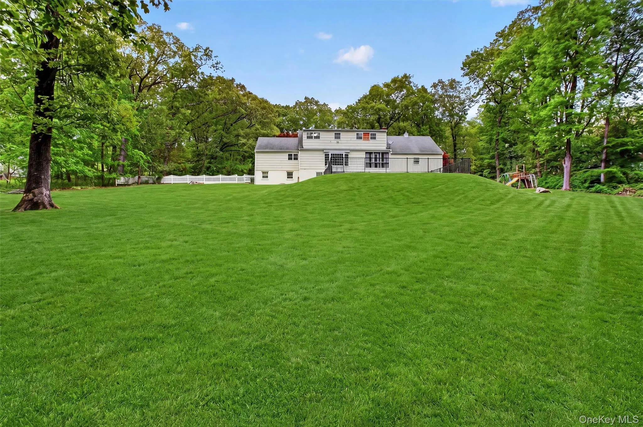 23 Cortlandt Manor Road, Somers, NY, 4 Bedrooms Bedrooms, 8 Rooms Rooms,3 BathroomsBathrooms,Residential,For Rent,Cortlandt Manor,0,000075 23 Cortlandt Manor Road, Somers, NY, 4 Bedrooms Bedrooms, 8 Rooms Rooms,3 BathroomsBathrooms,Residential,For Rent,Cortlandt Manor,0,000075