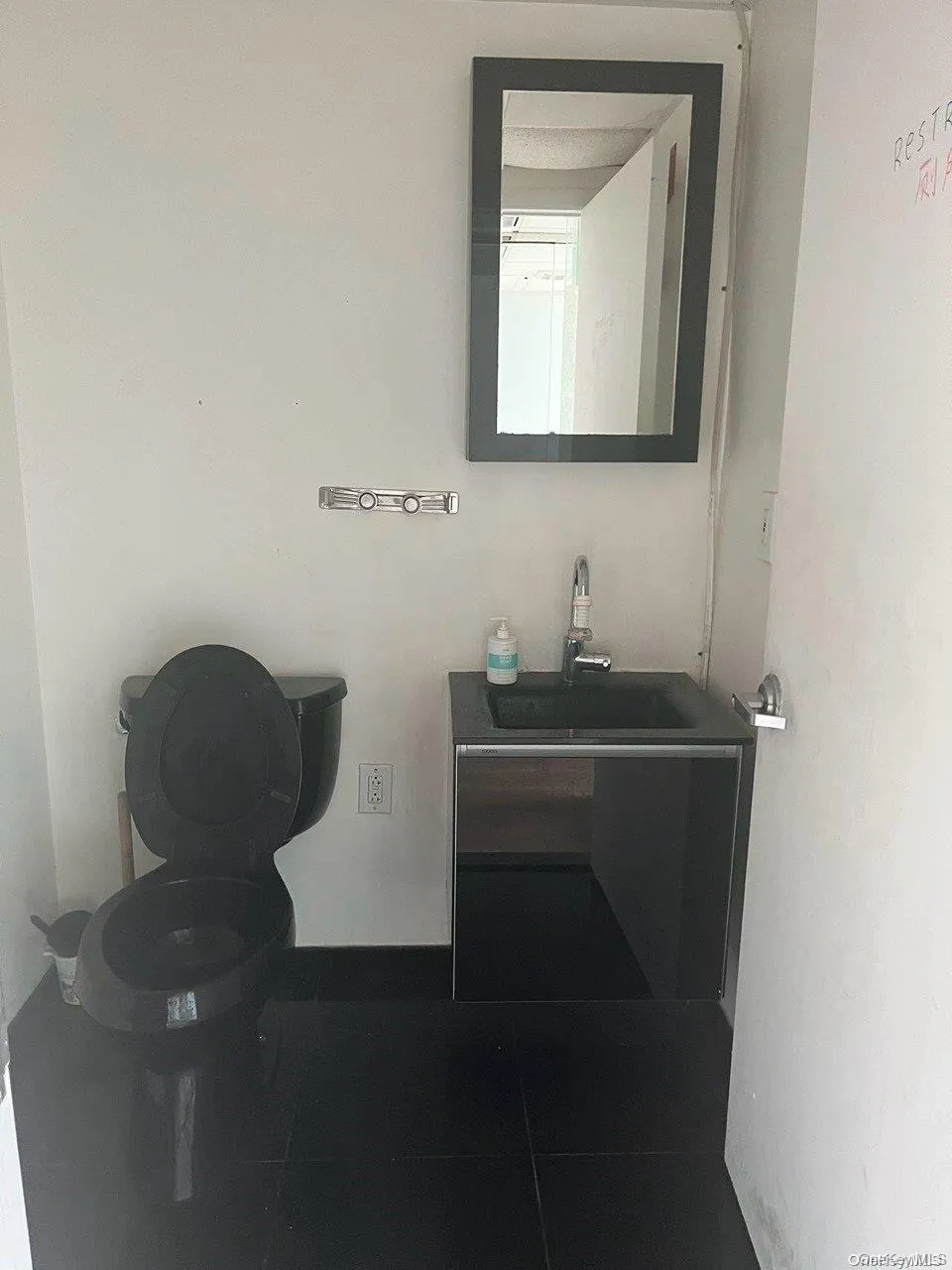 136-31 41st Avenue, New York, NY, ,Commercial Lease,For Rent,41st,0,000076 136-31 41st Avenue, New York, NY, ,Commercial Lease,For Rent,41st,0,000076