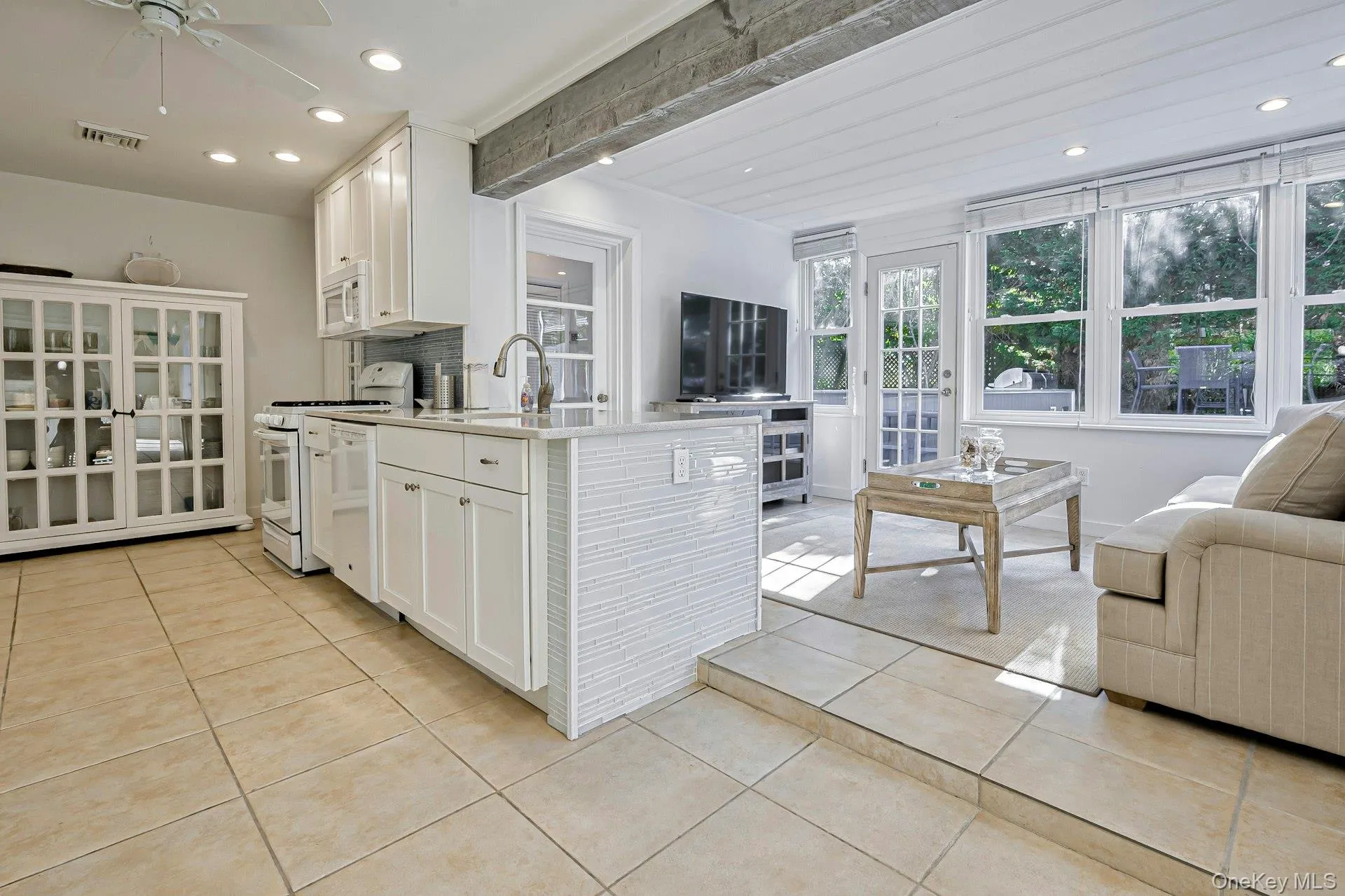 39 Sloop Walk, Islip, NY, 4 Bedrooms Bedrooms, 8 Rooms Rooms,3 BathroomsBathrooms,Residential,For Rent,Sloop,0,000078 39 Sloop Walk, Islip, NY, 4 Bedrooms Bedrooms, 8 Rooms Rooms,3 BathroomsBathrooms,Residential,For Rent,Sloop,0,000078