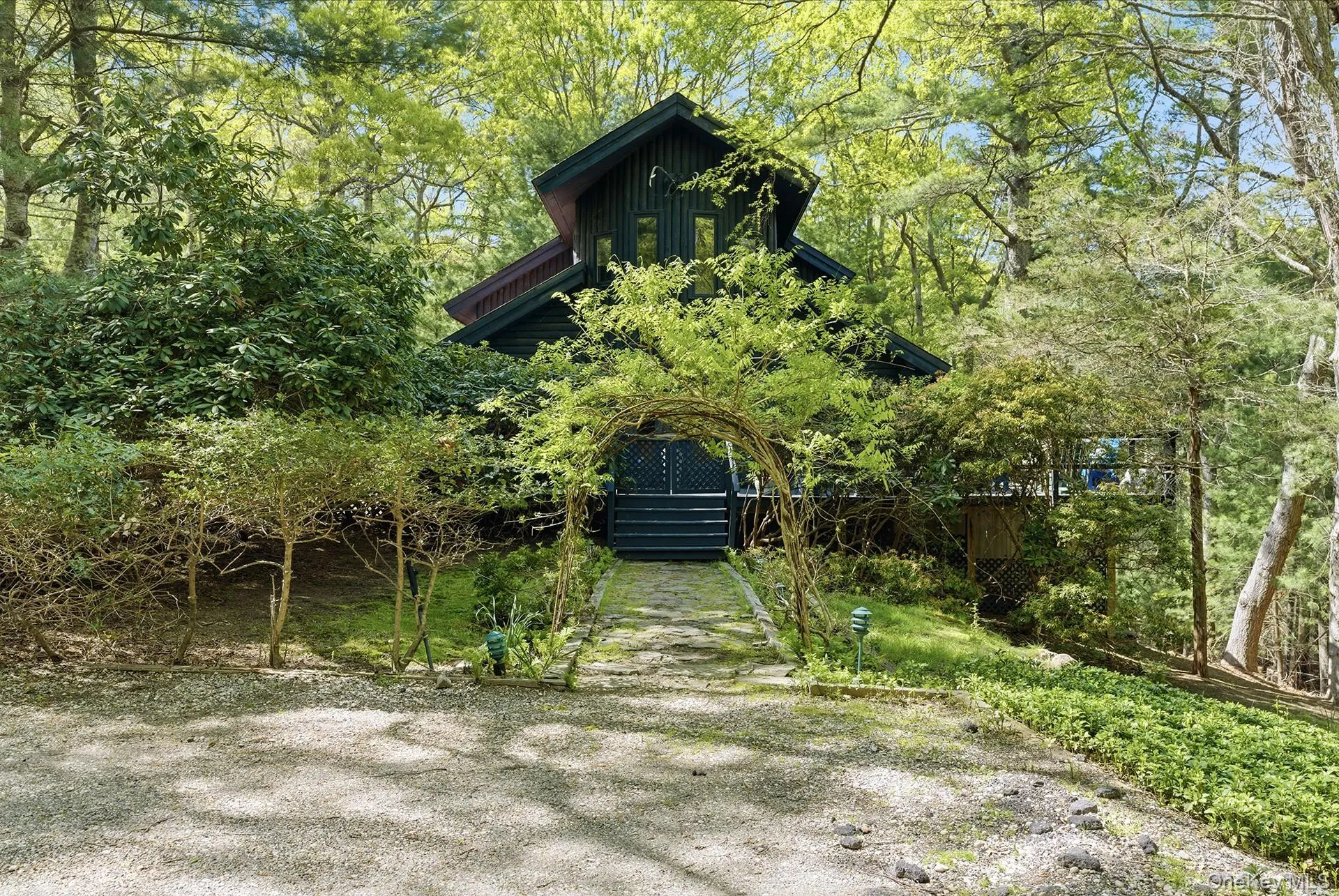 129 Bull Path, East Hampton, NY, 3 Bedrooms Bedrooms, 6 Rooms Rooms,2 BathroomsBathrooms,Residential,For Rent,Bull,0,000080 129 Bull Path, East Hampton, NY, 3 Bedrooms Bedrooms, 6 Rooms Rooms,2 BathroomsBathrooms,Residential,For Rent,Bull,0,000080