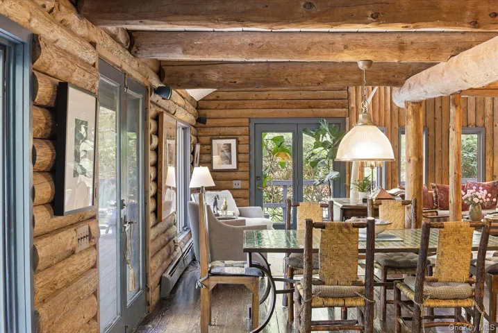 129 Bull Path, East Hampton, New York 11937