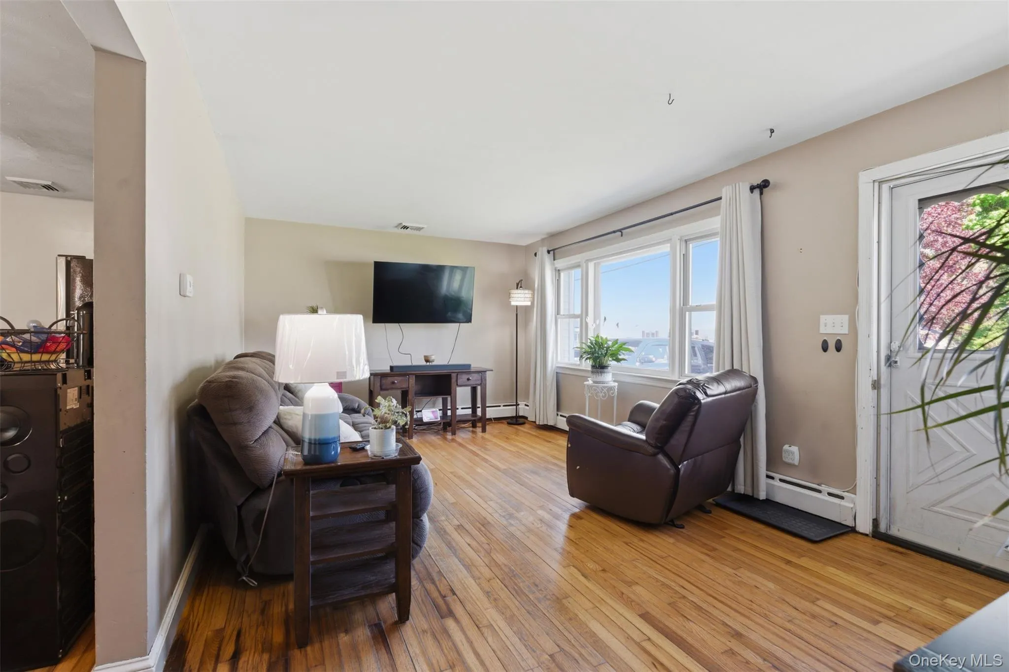 23 Stori Road, Newburgh (town), NY, 3 Bedrooms Bedrooms, 6 Rooms Rooms,1 BathroomBathrooms,Residential,For Rent,Stori,0,000082 23 Stori Road, Newburgh (town), NY, 3 Bedrooms Bedrooms, 6 Rooms Rooms,1 BathroomBathrooms,Residential,For Rent,Stori,0,000082
