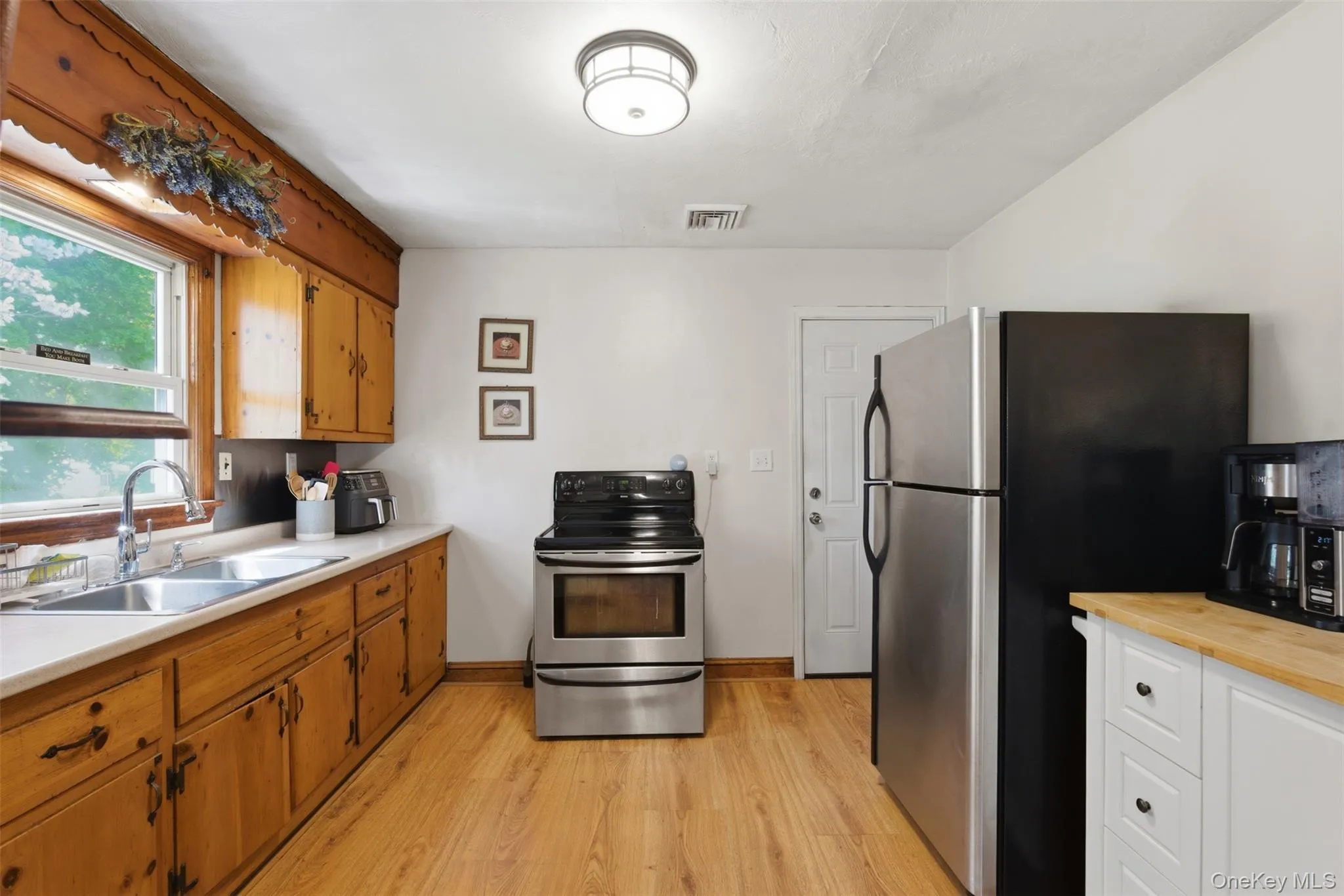 23 Stori Road, Newburgh (town), NY, 3 Bedrooms Bedrooms, 6 Rooms Rooms,1 BathroomBathrooms,Residential,For Rent,Stori,0,000082 23 Stori Road, Newburgh (town), NY, 3 Bedrooms Bedrooms, 6 Rooms Rooms,1 BathroomBathrooms,Residential,For Rent,Stori,0,000082